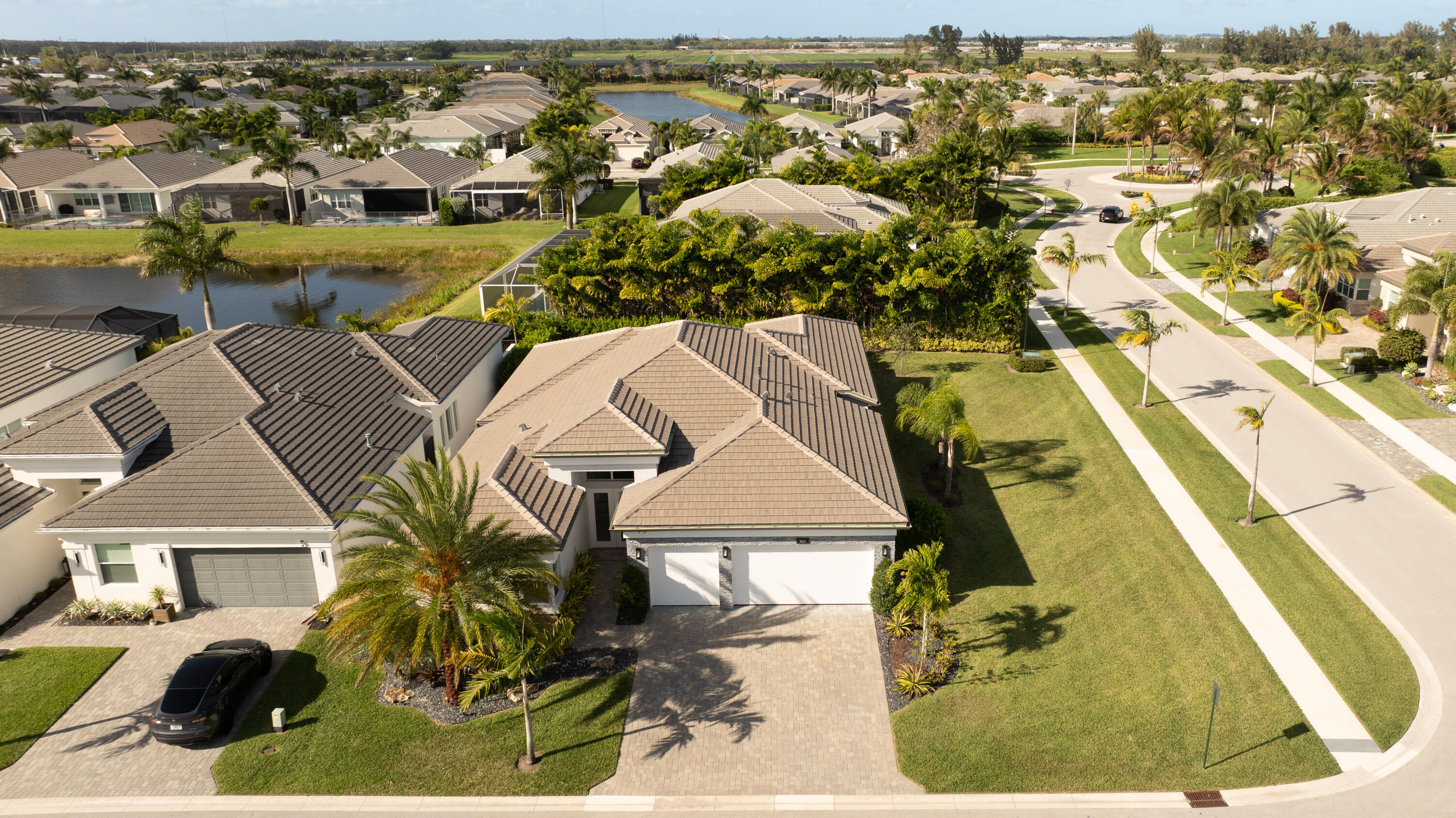 9831 Great Barrier Trail Property Photo 77