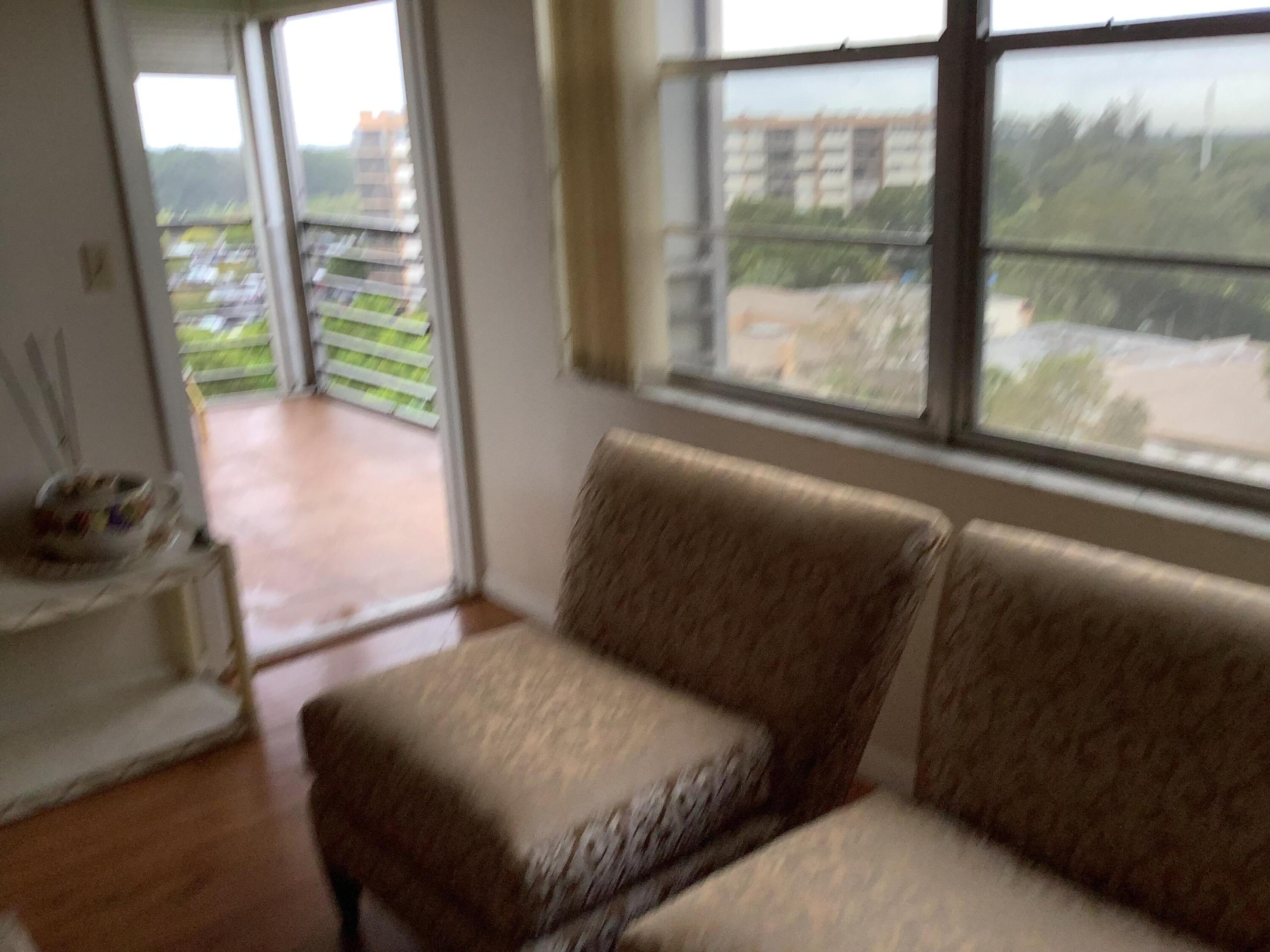 1300 Saint Charles Place Unit Ph13 Property Photo 37