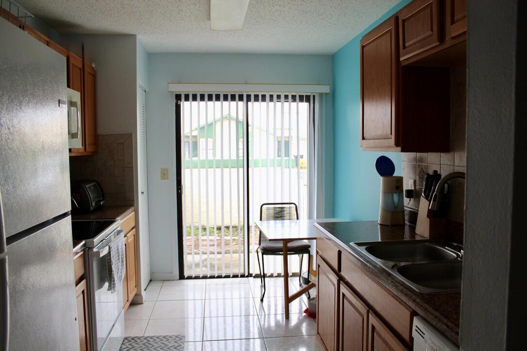 566 Sw Sara Boulevard Property Photo 13