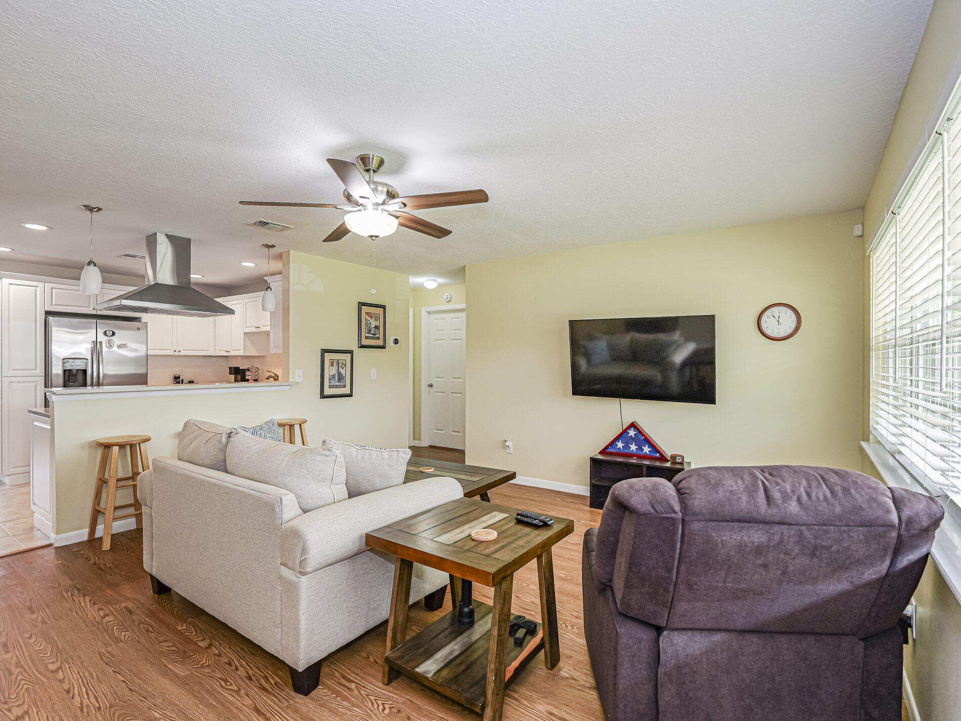573 Autumn Terrace Property Photo 7