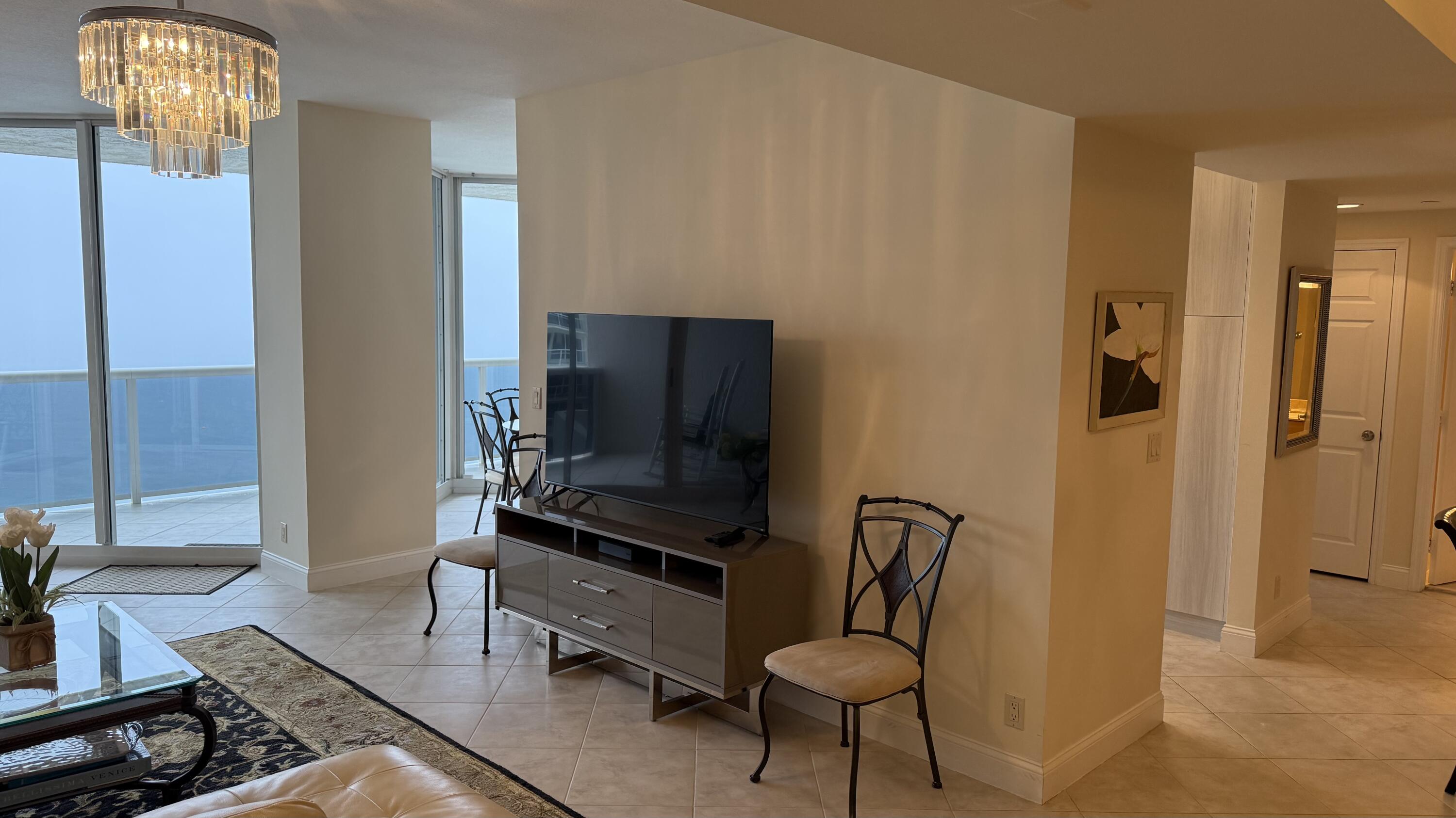 3200 N Ocean Boulevard 2105 Property Photo 3