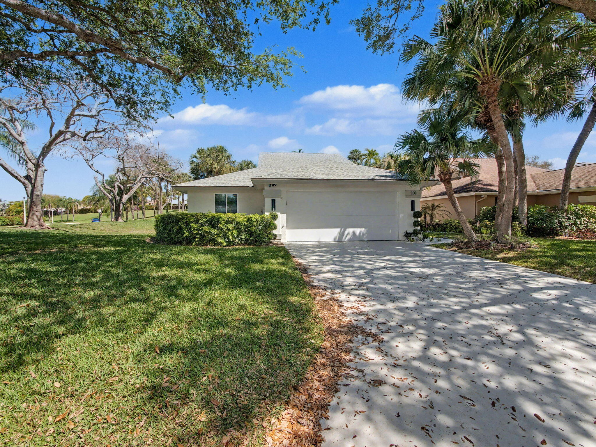 101 Dunes Edge Road Property Photo 4