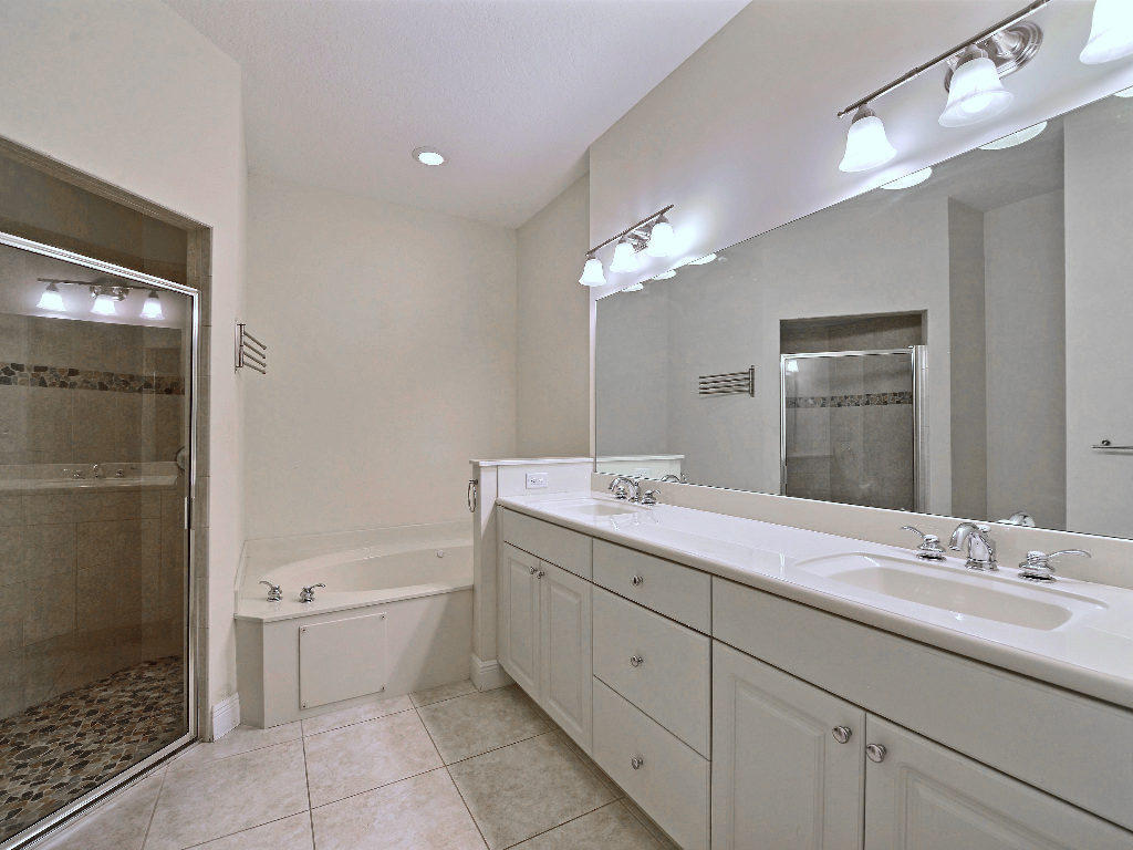 1645 Baseline Lane Property Photo 7