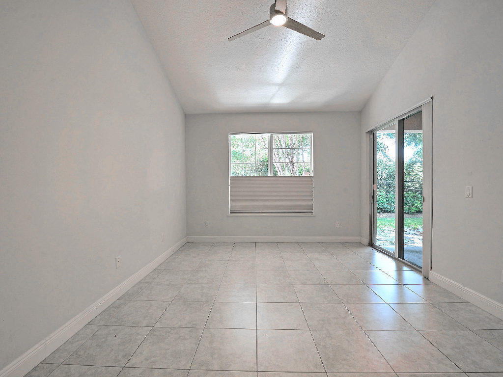 1645 Baseline Lane Property Photo 9