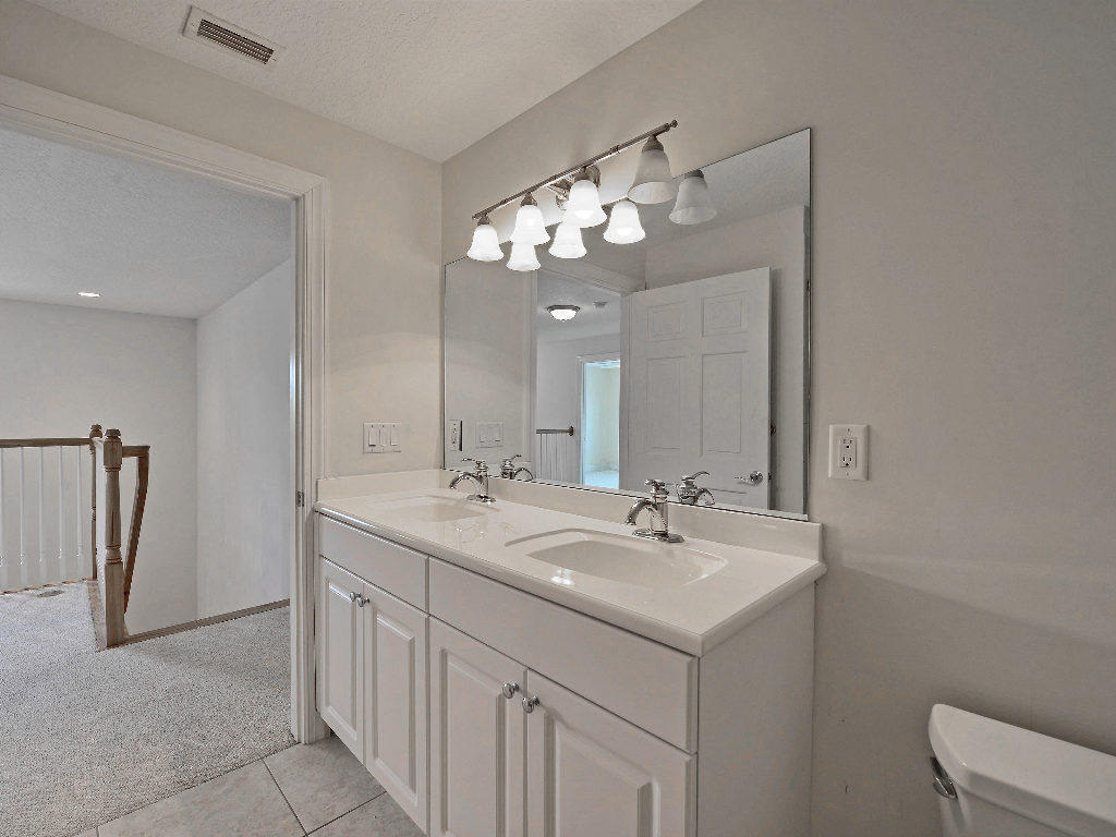 1645 Baseline Lane Property Photo 18