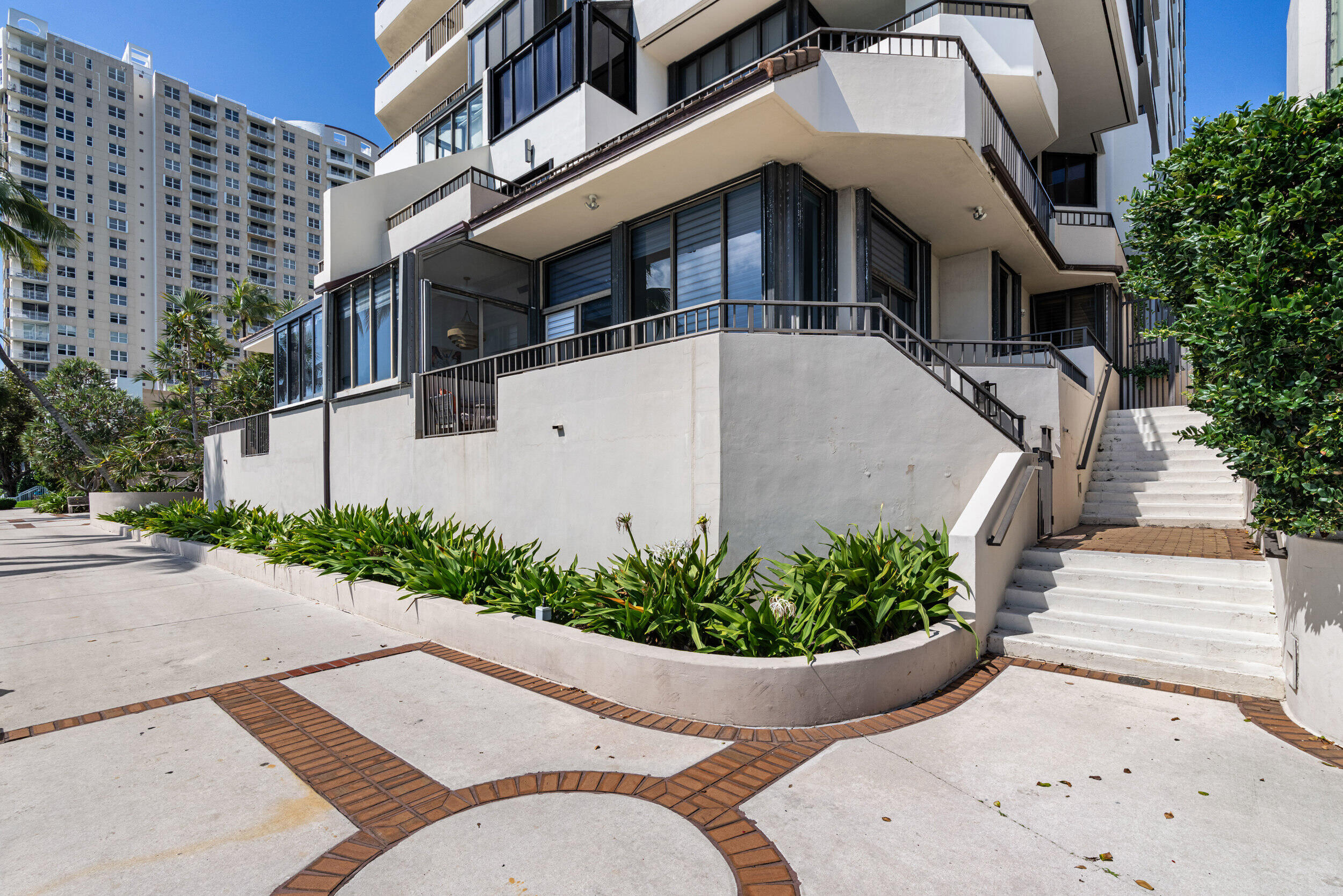 520 Brickell Key Drive A200 Property Photo 4