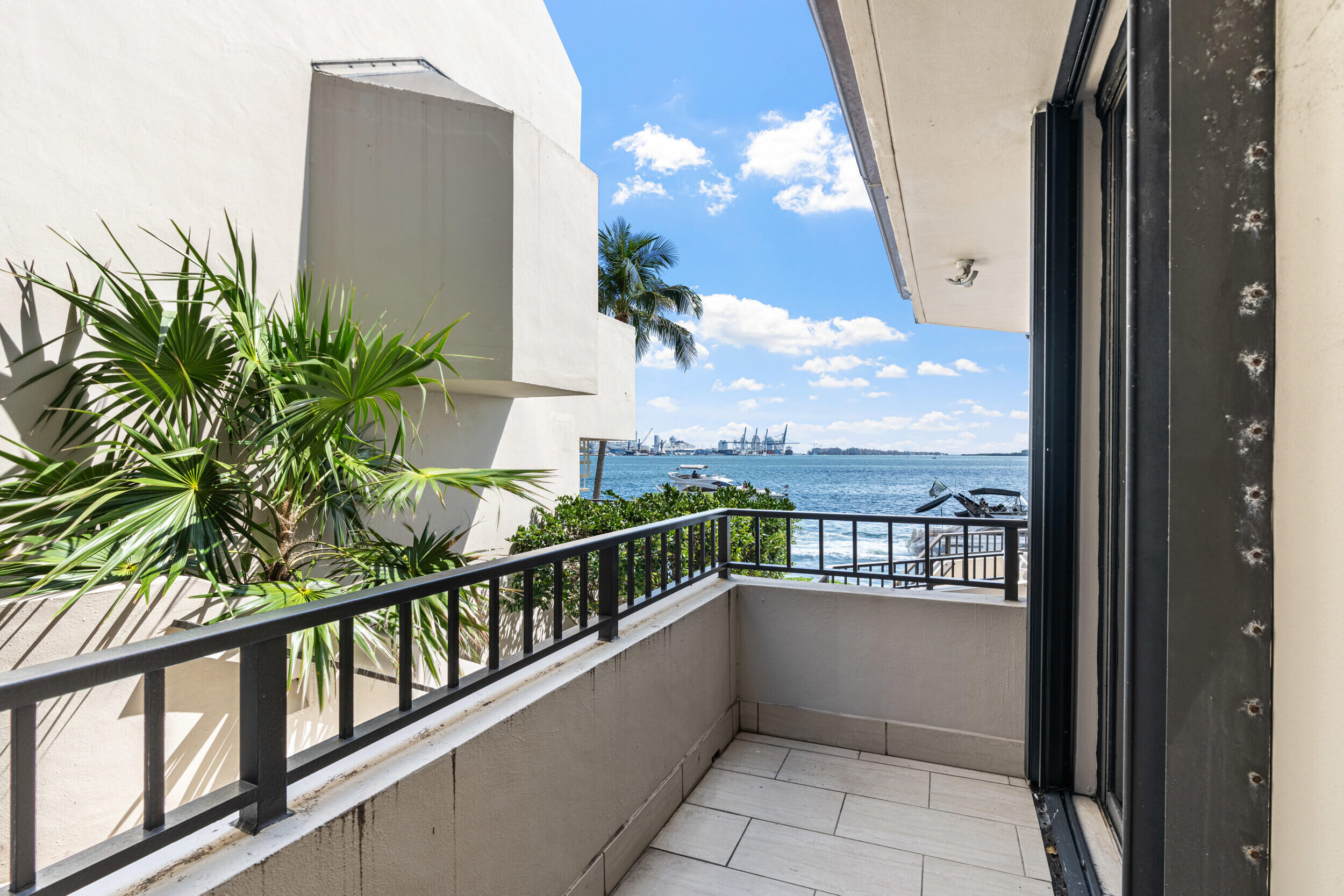 520 Brickell Key Drive A200 Property Photo 24