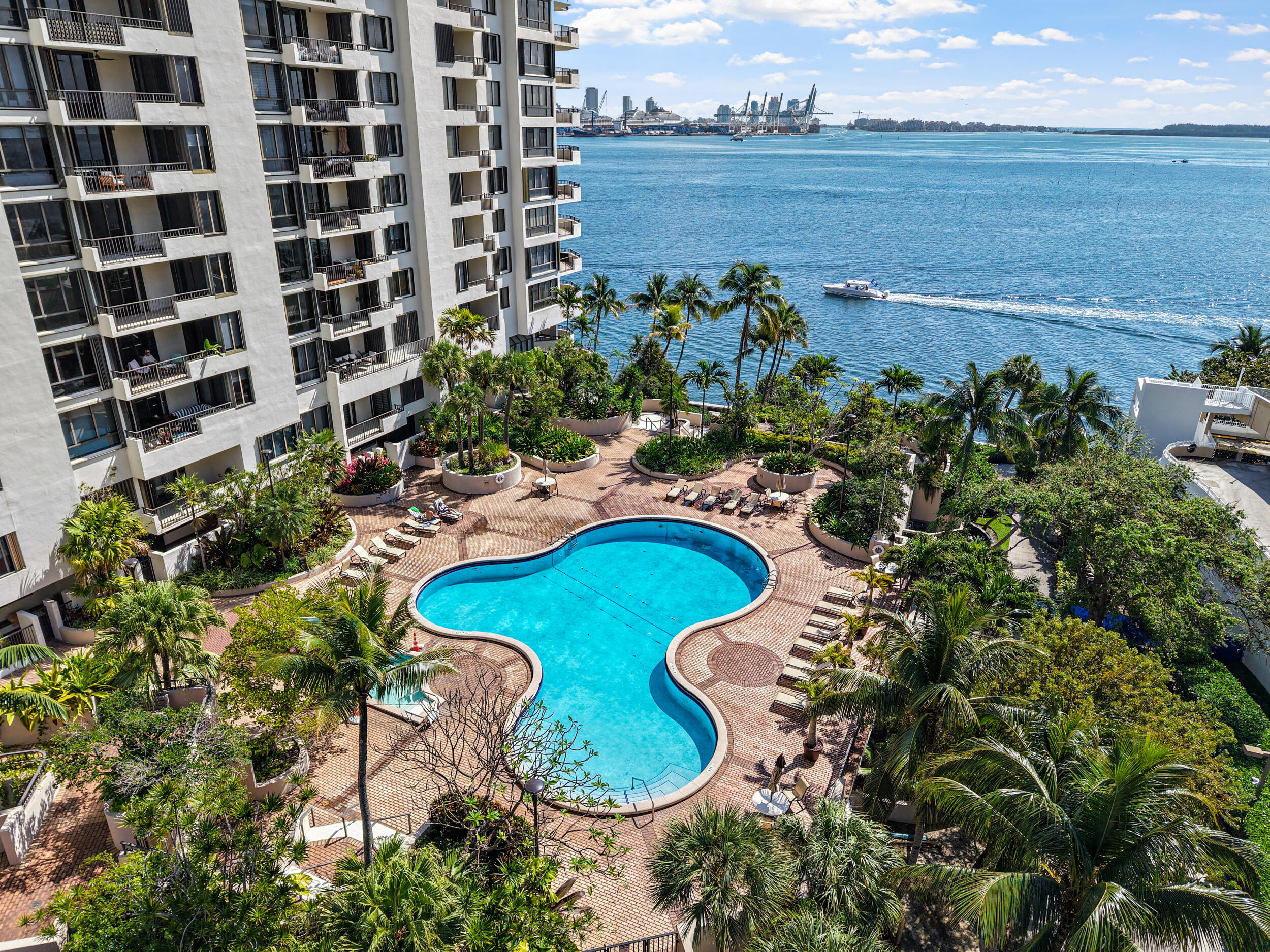520 Brickell Key Drive A200 Property Photo 41