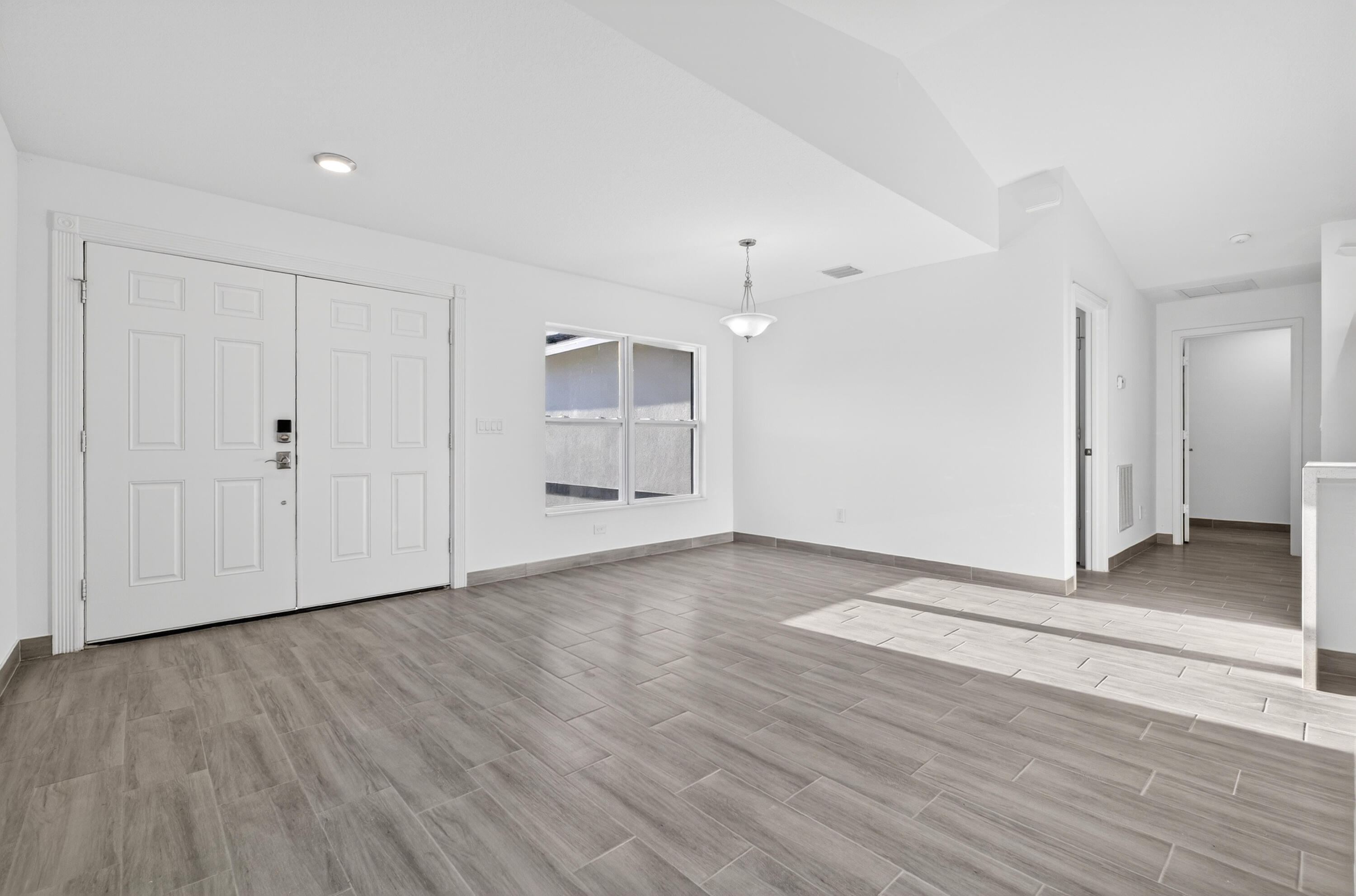 8316 103rd Avenue Property Photo 5