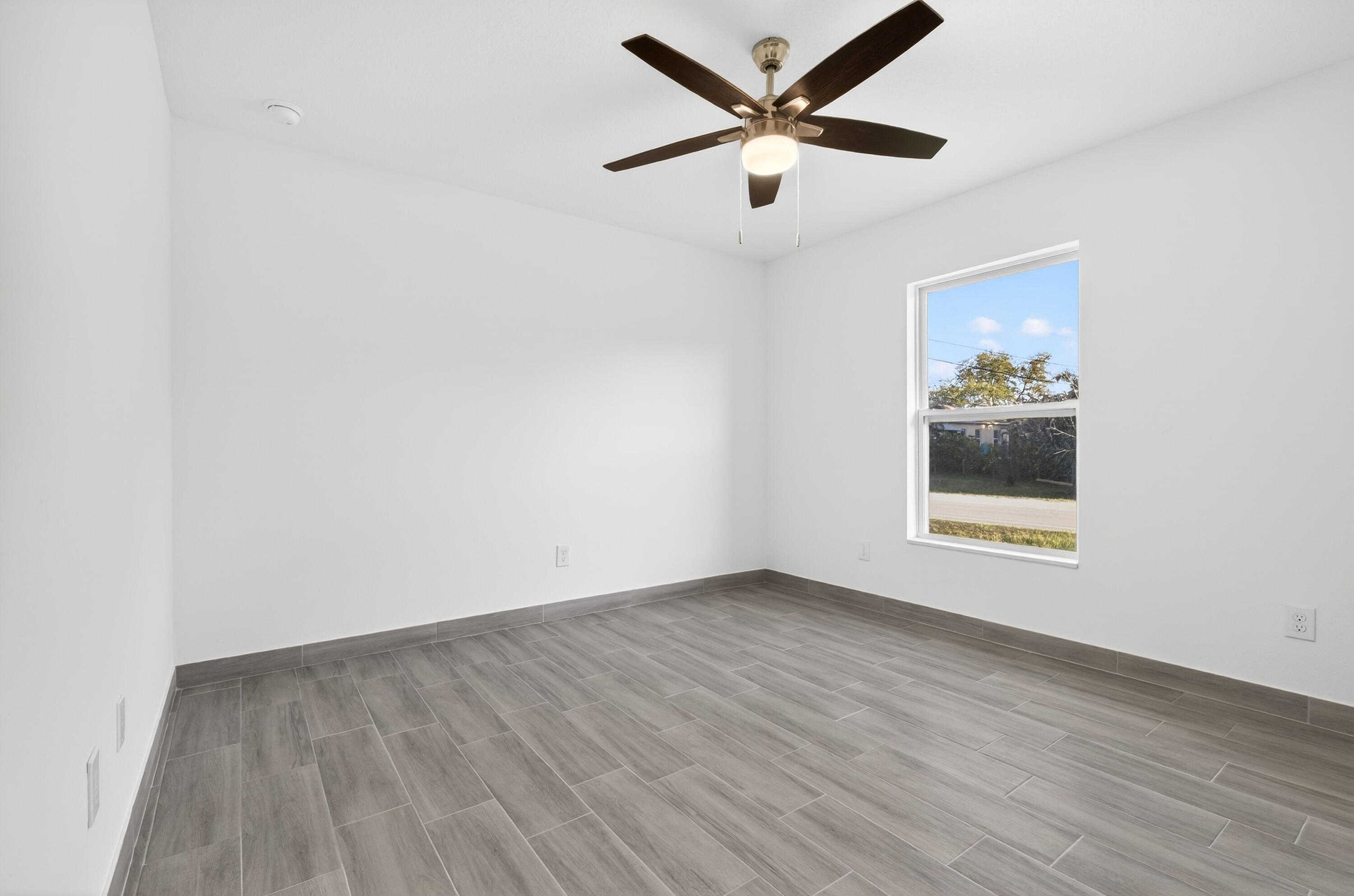 8316 103rd Avenue Property Photo 18