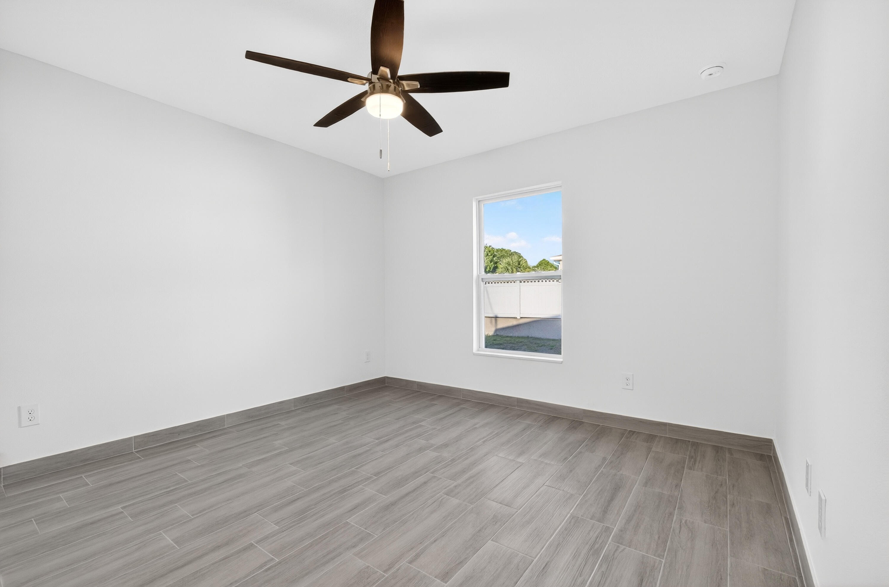 8316 103rd Avenue Property Photo 20