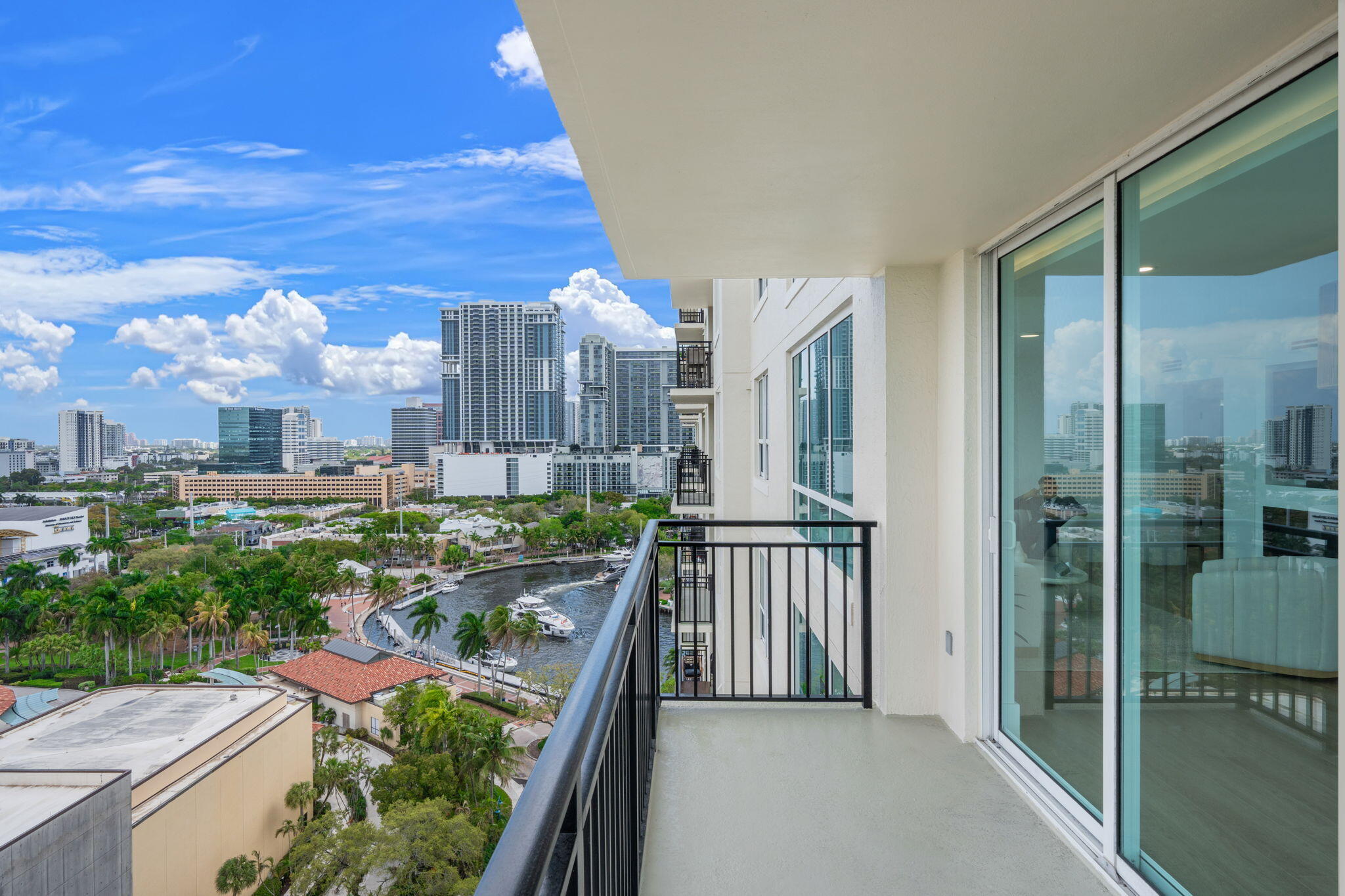 610 W Las Olas Boulevard 1613n Property Photo 3
