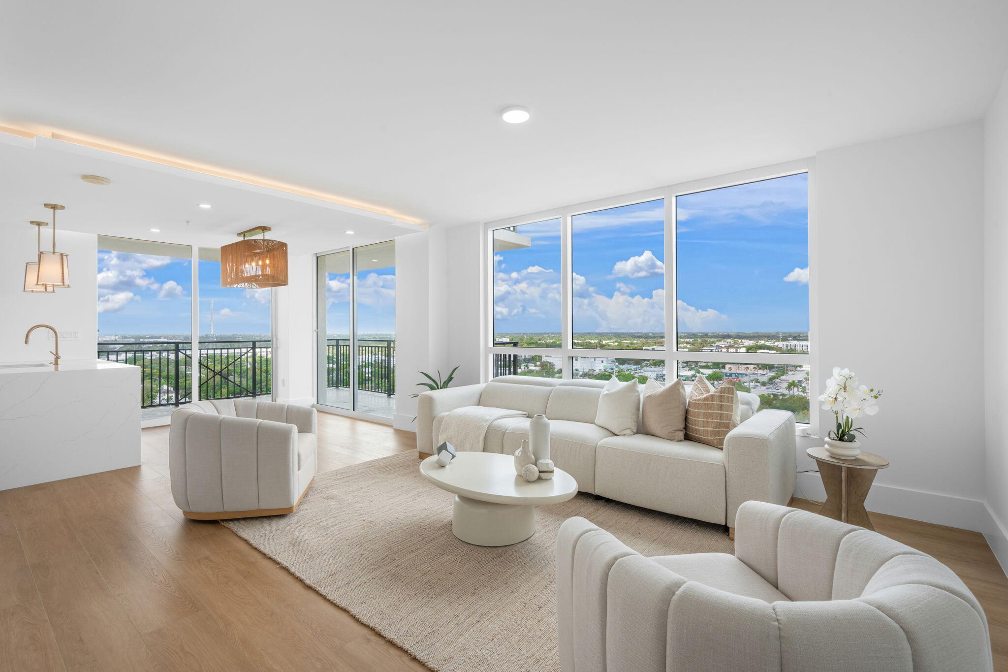 610 W Las Olas Boulevard 1613n Property Photo 4