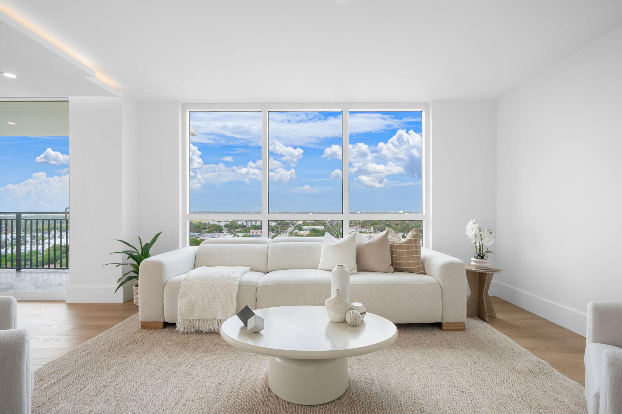 610 W Las Olas Boulevard 1613n Property Photo 5
