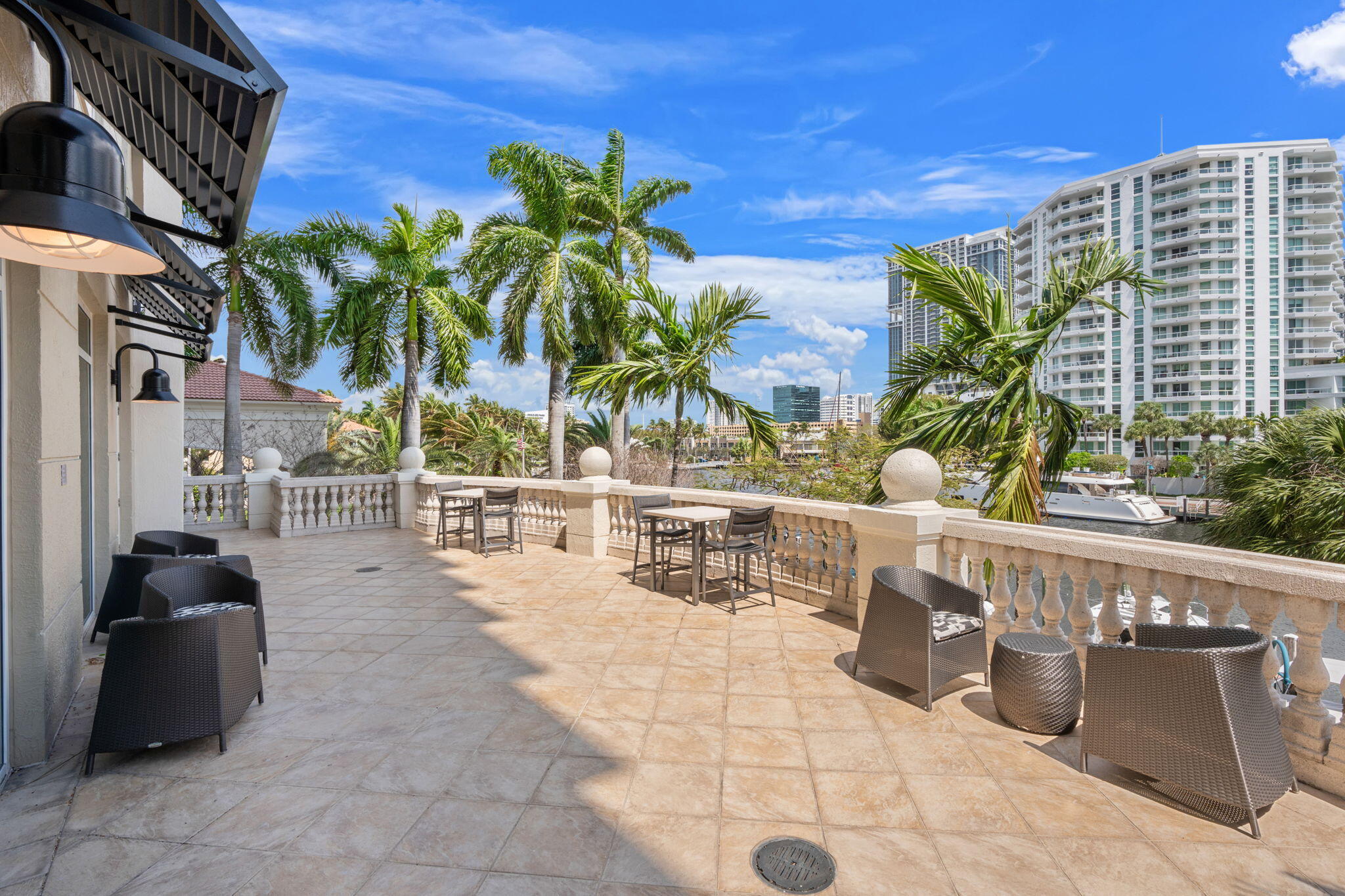 610 W Las Olas Boulevard 1613n Property Photo 24