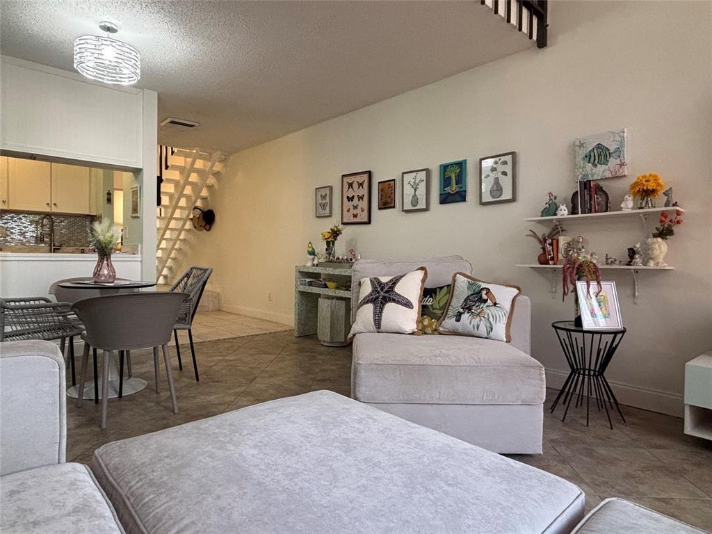 3589 S Ocean Boulevard 10 Property Photo 13