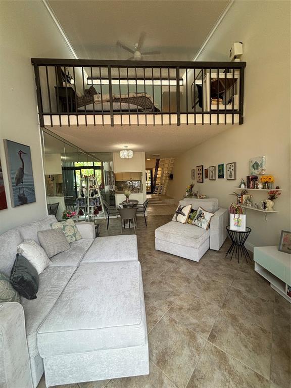 3589 S Ocean Boulevard 10 Property Photo 14