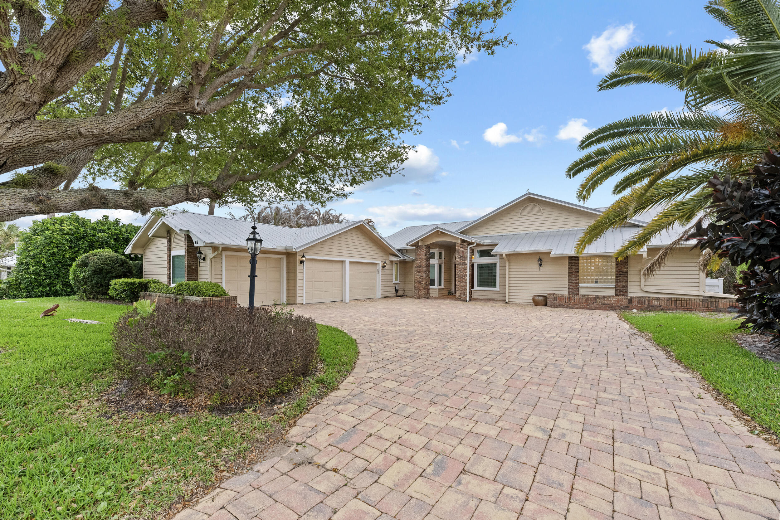 69 Cache Cay Drive Property Photo 3