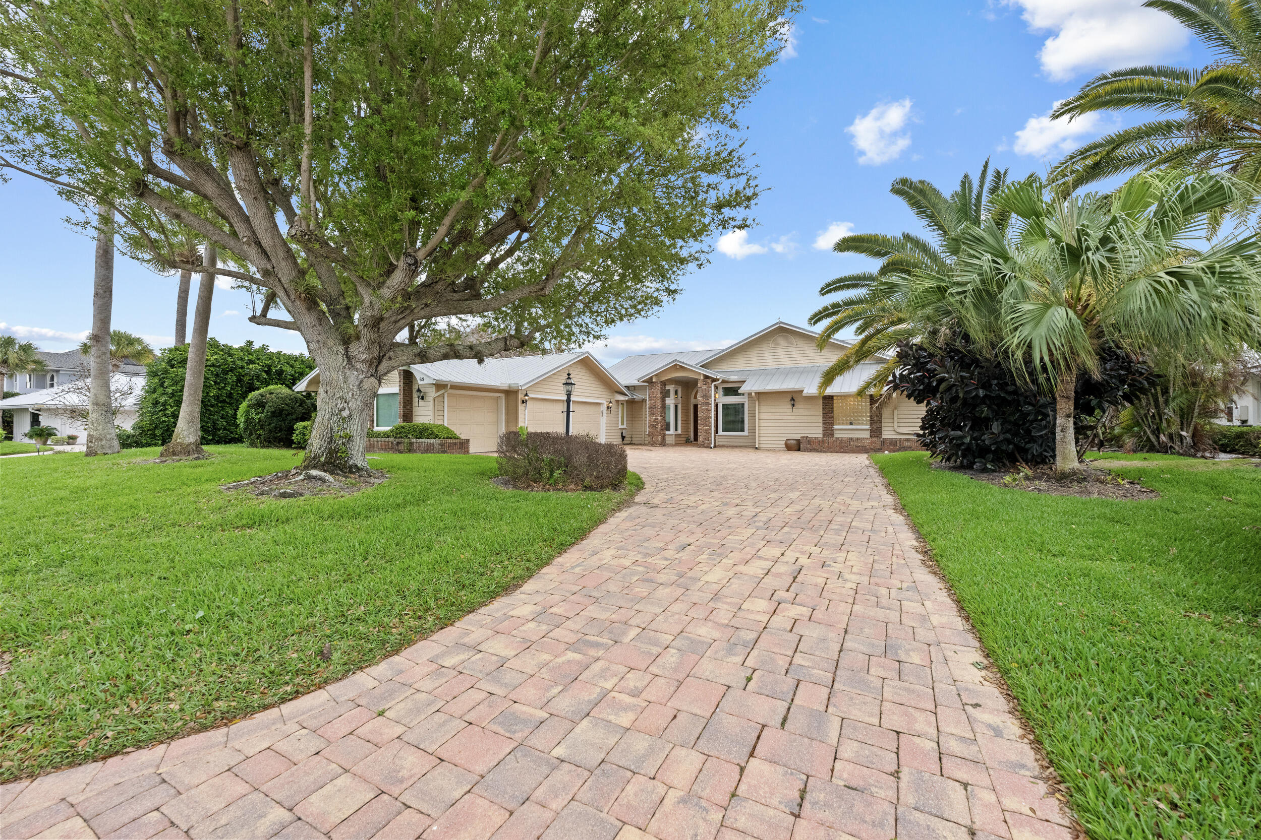69 Cache Cay Drive Property Photo 5