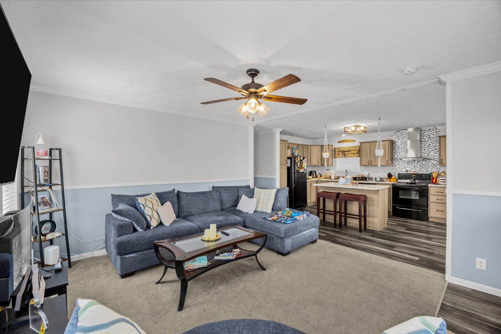 82 Sandhill Boulevard Property Photo 5