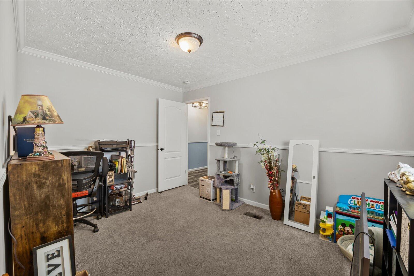 82 Sandhill Boulevard Property Photo 18