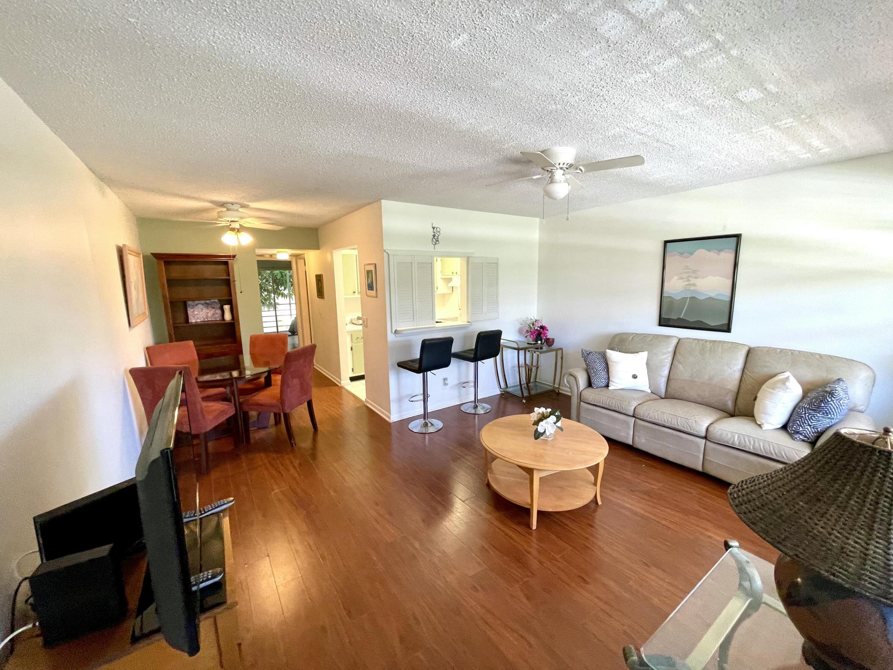 201 Canterbury I Property Photo 2
