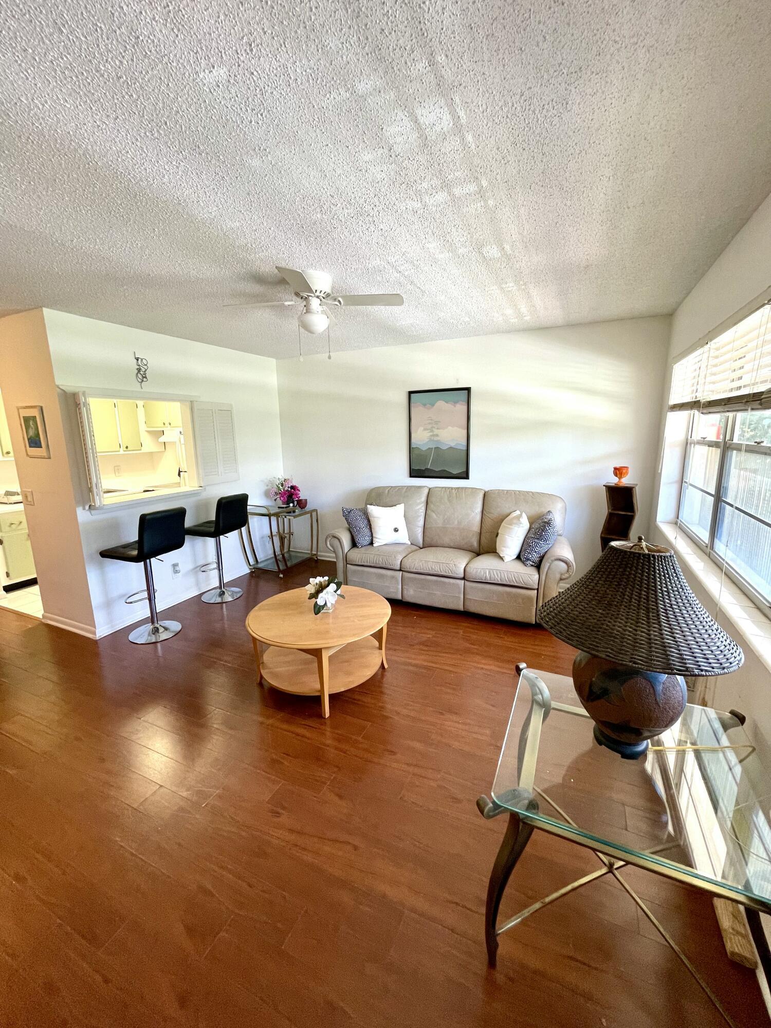 201 Canterbury I Property Photo 3