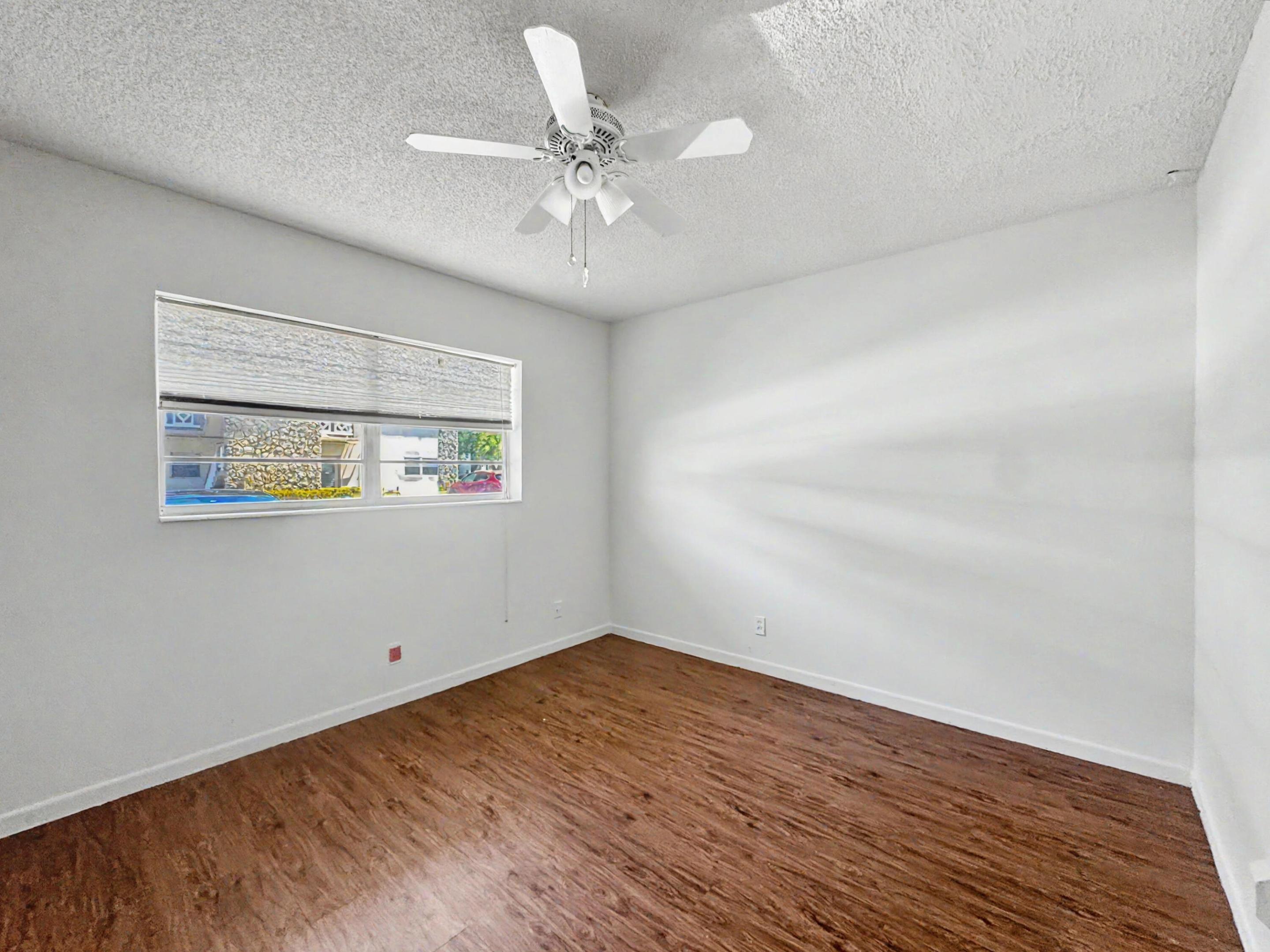 5171 W Oakland Park Boulevard 110 Property Photo 17