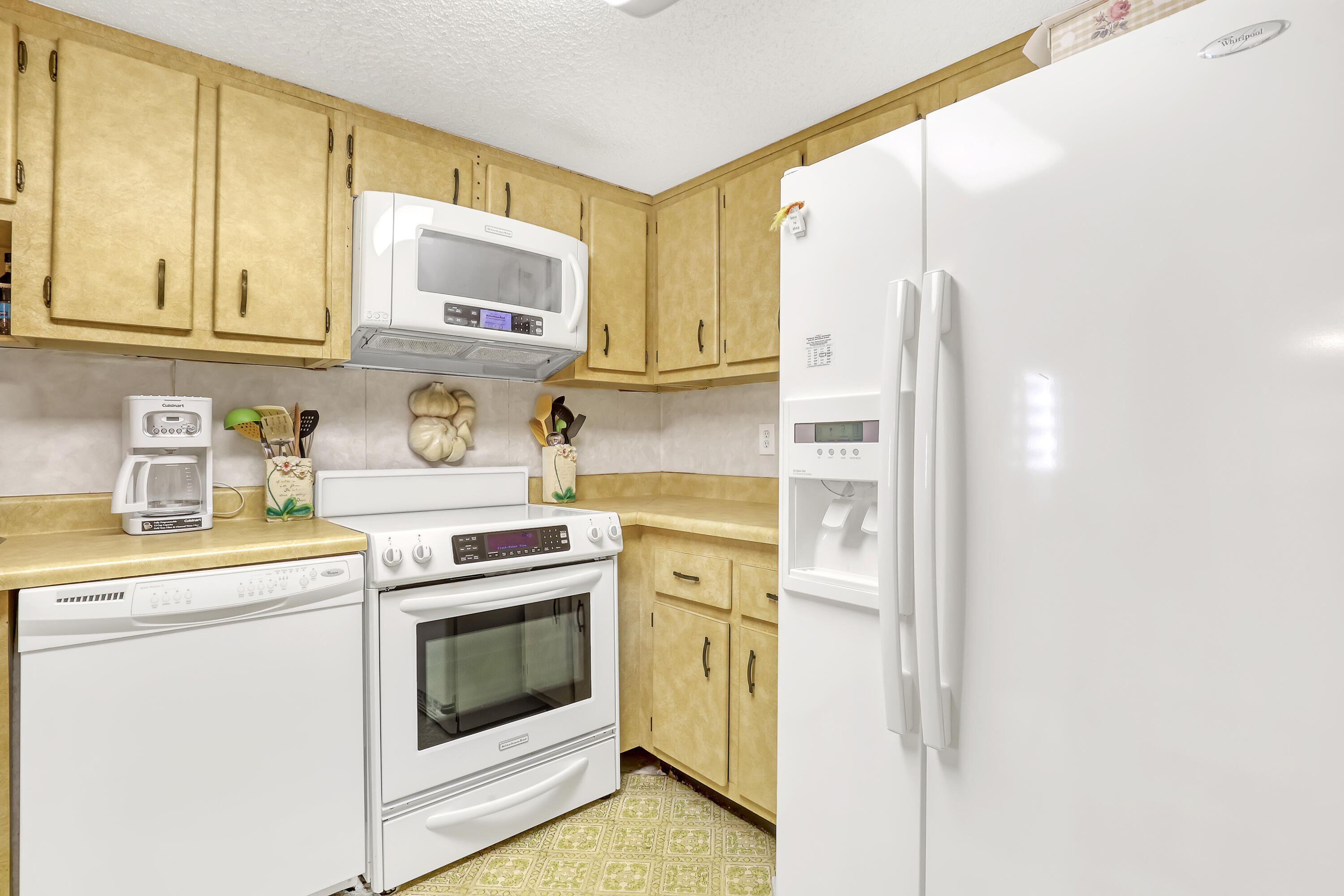 2800 N Ocean Drive A-3c Property Photo 10