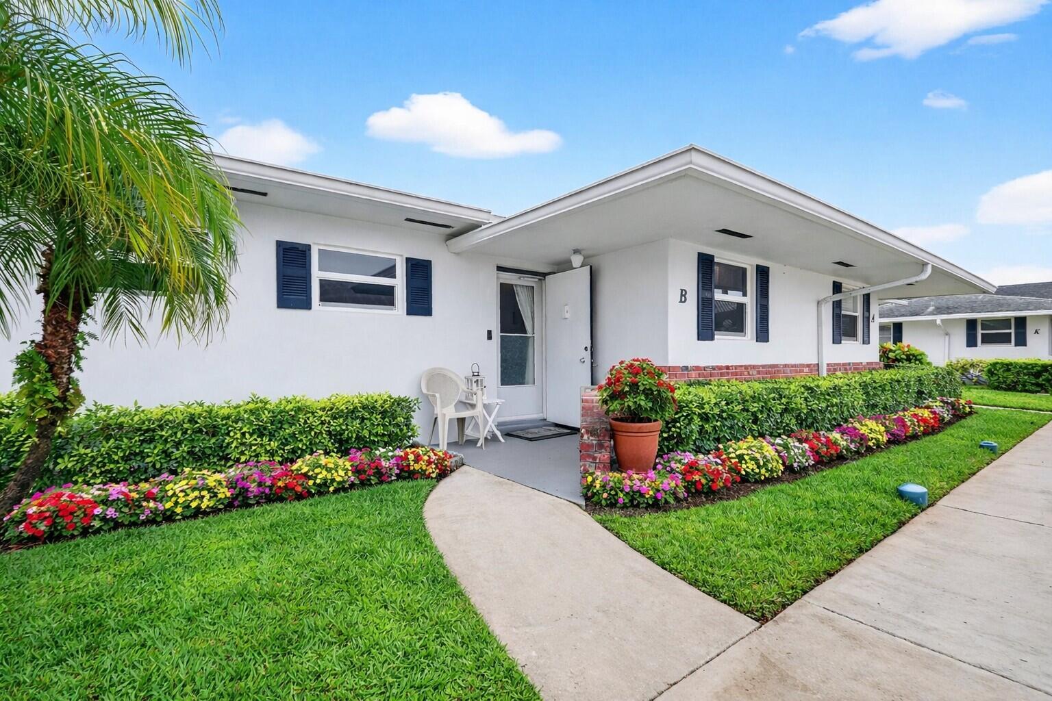 2758 Emory Drive E B Property Photo 1