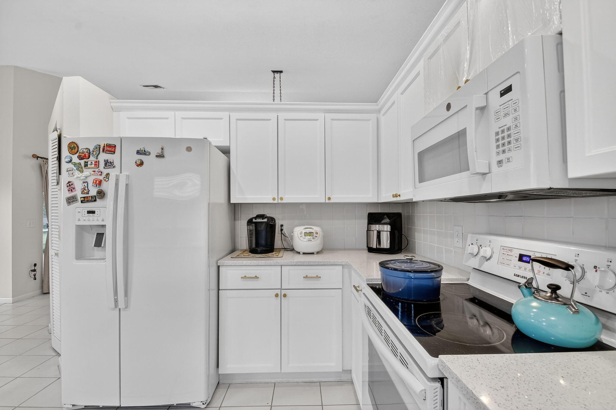 2453 Stonegate Drive Property Photo 10