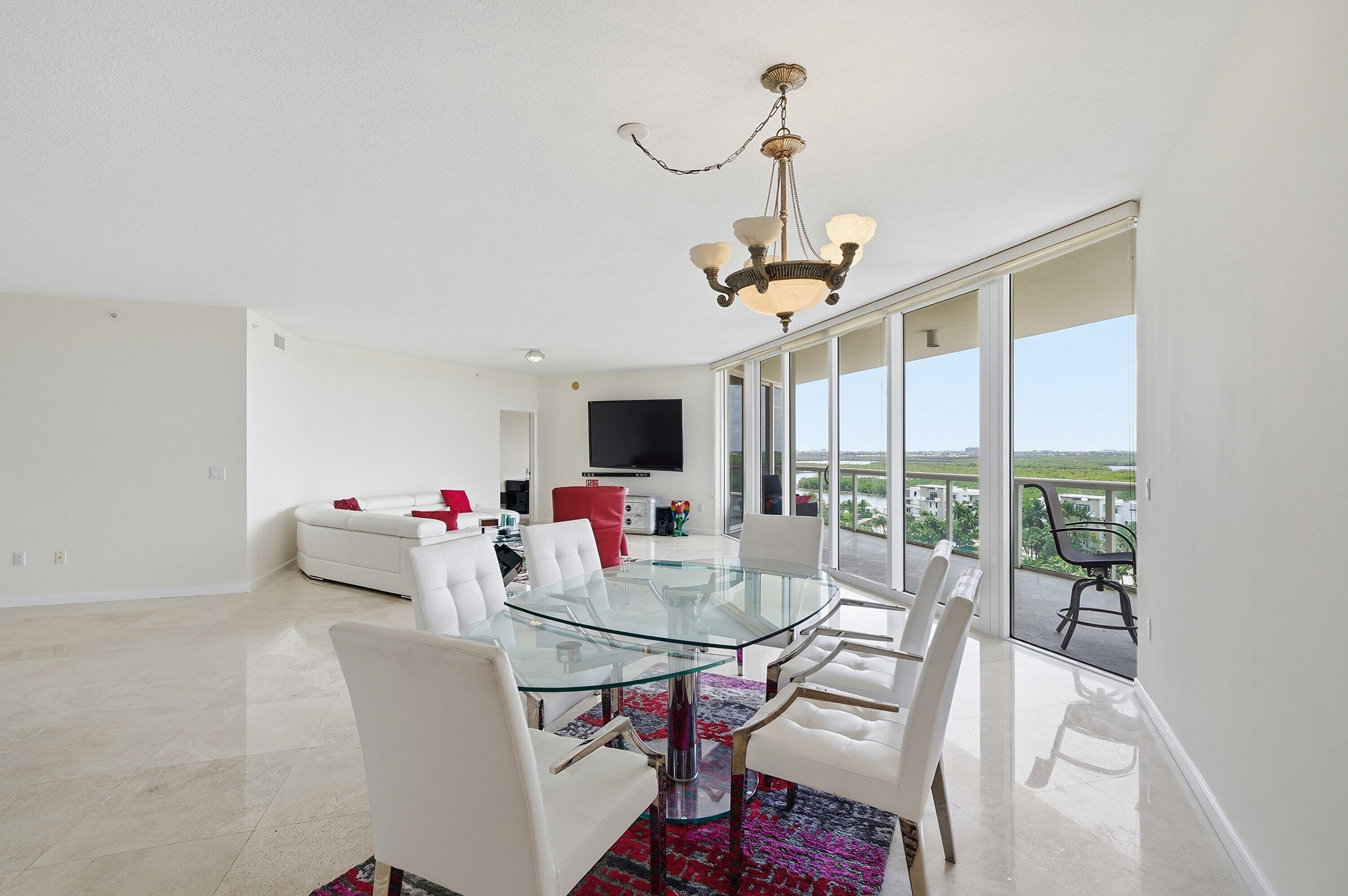 6051 N Ocean Drive 1003 Property Photo 8