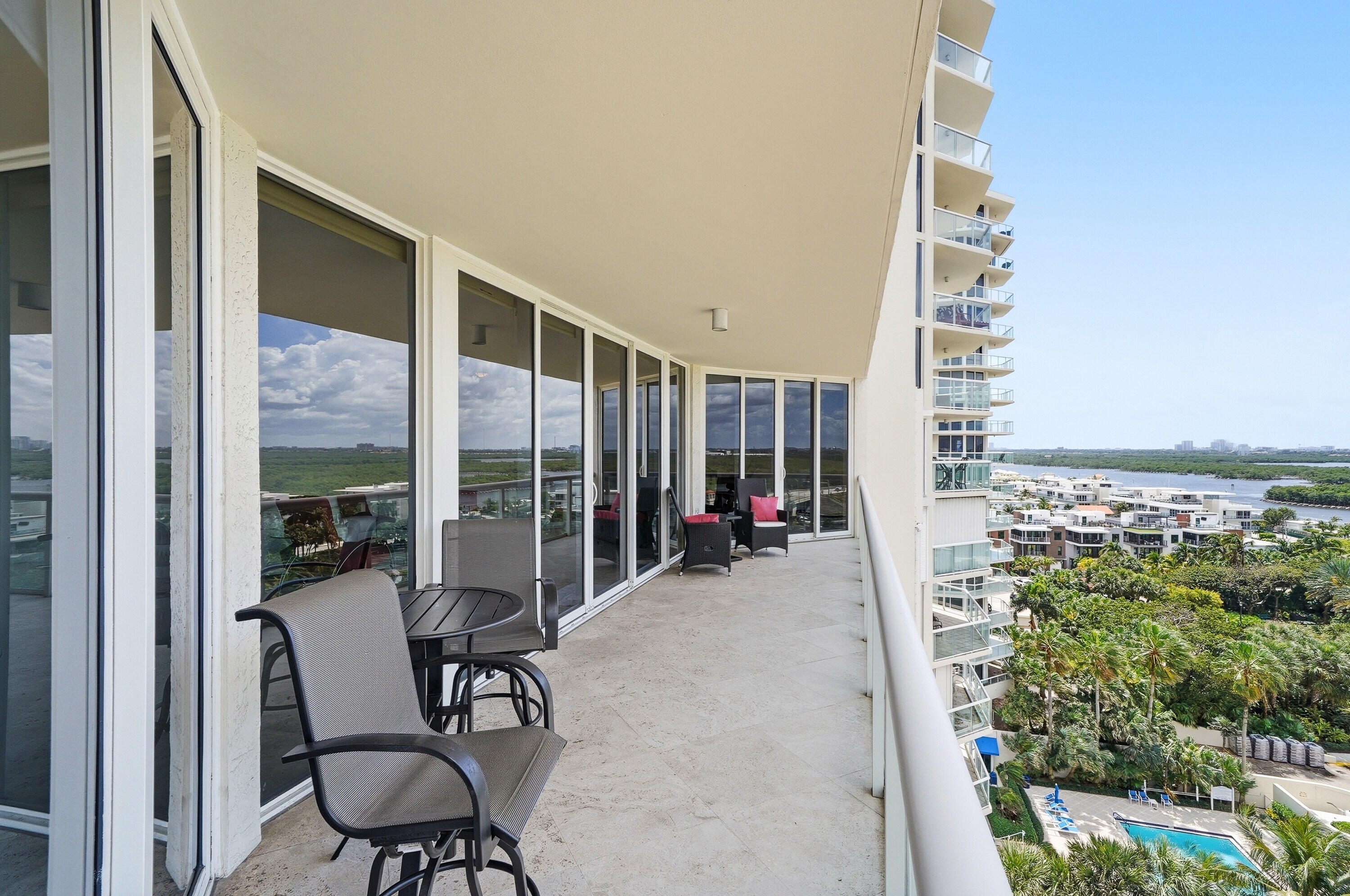 6051 N Ocean Drive 1003 Property Photo 27