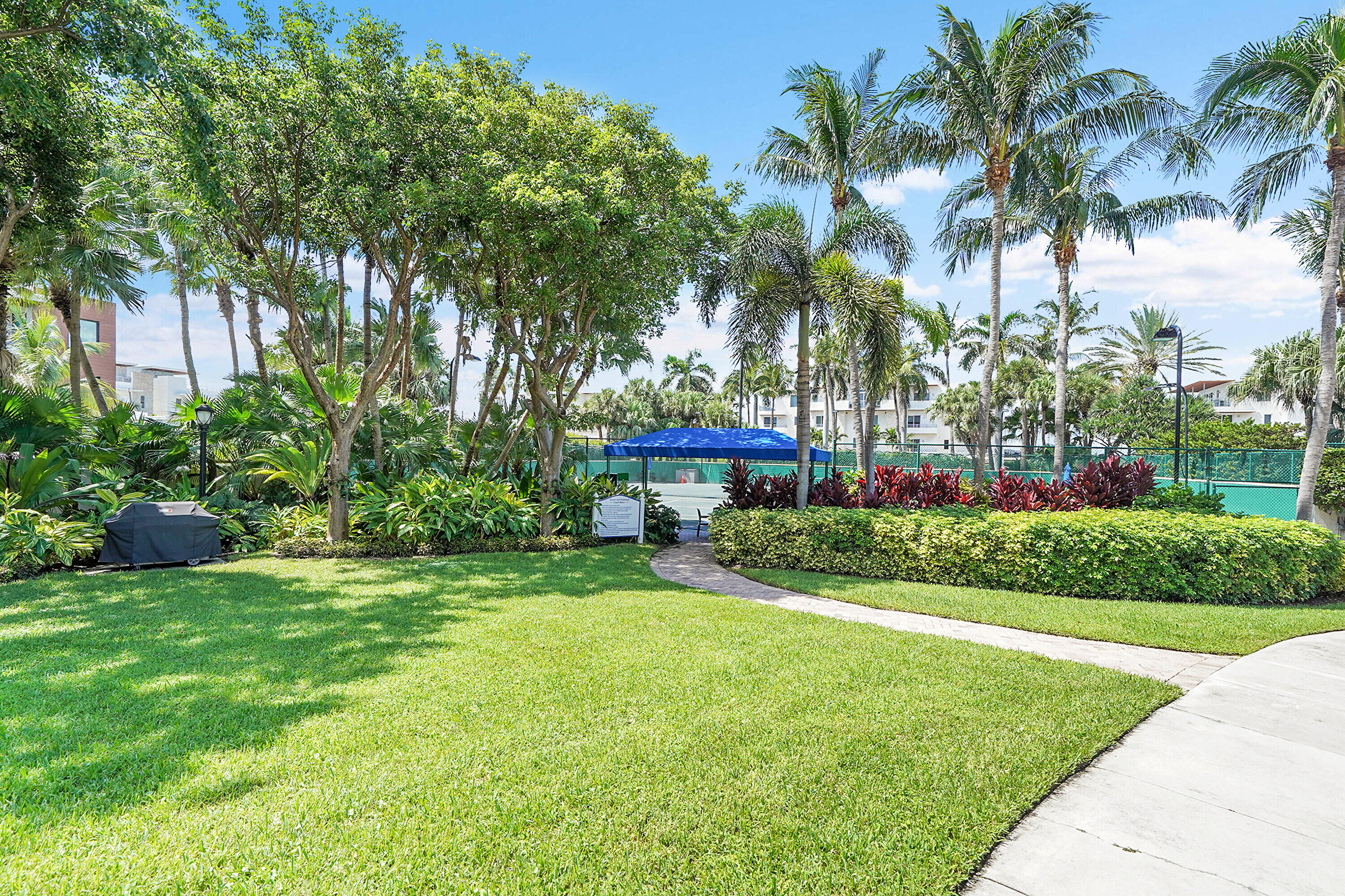 6051 N Ocean Drive 1003 Property Photo 55