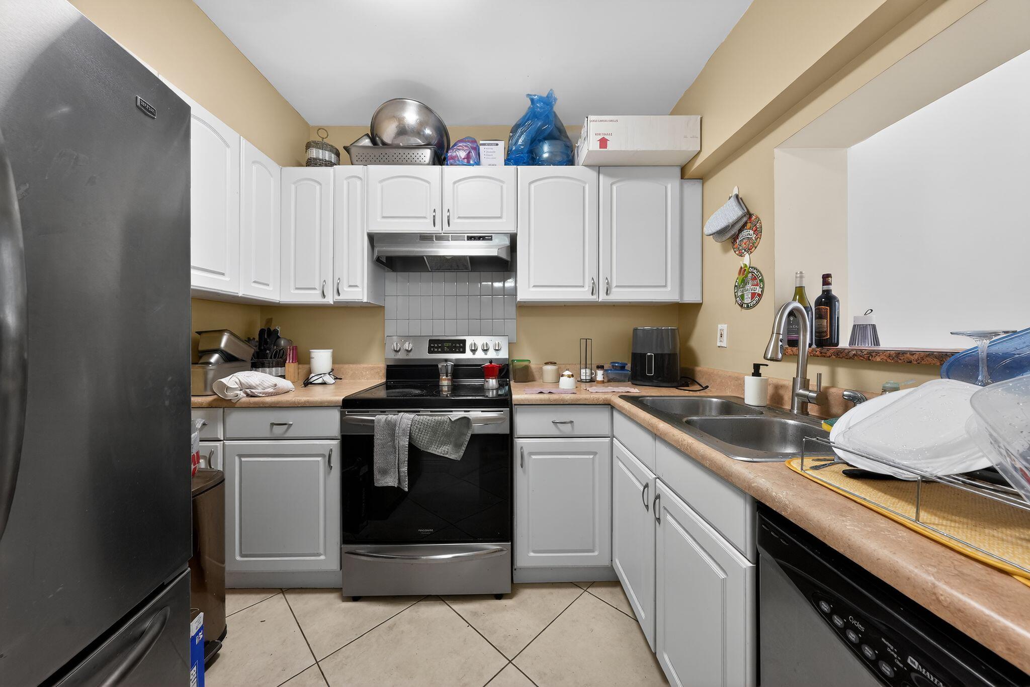 2131 Biarritz Drive Property Photo 15