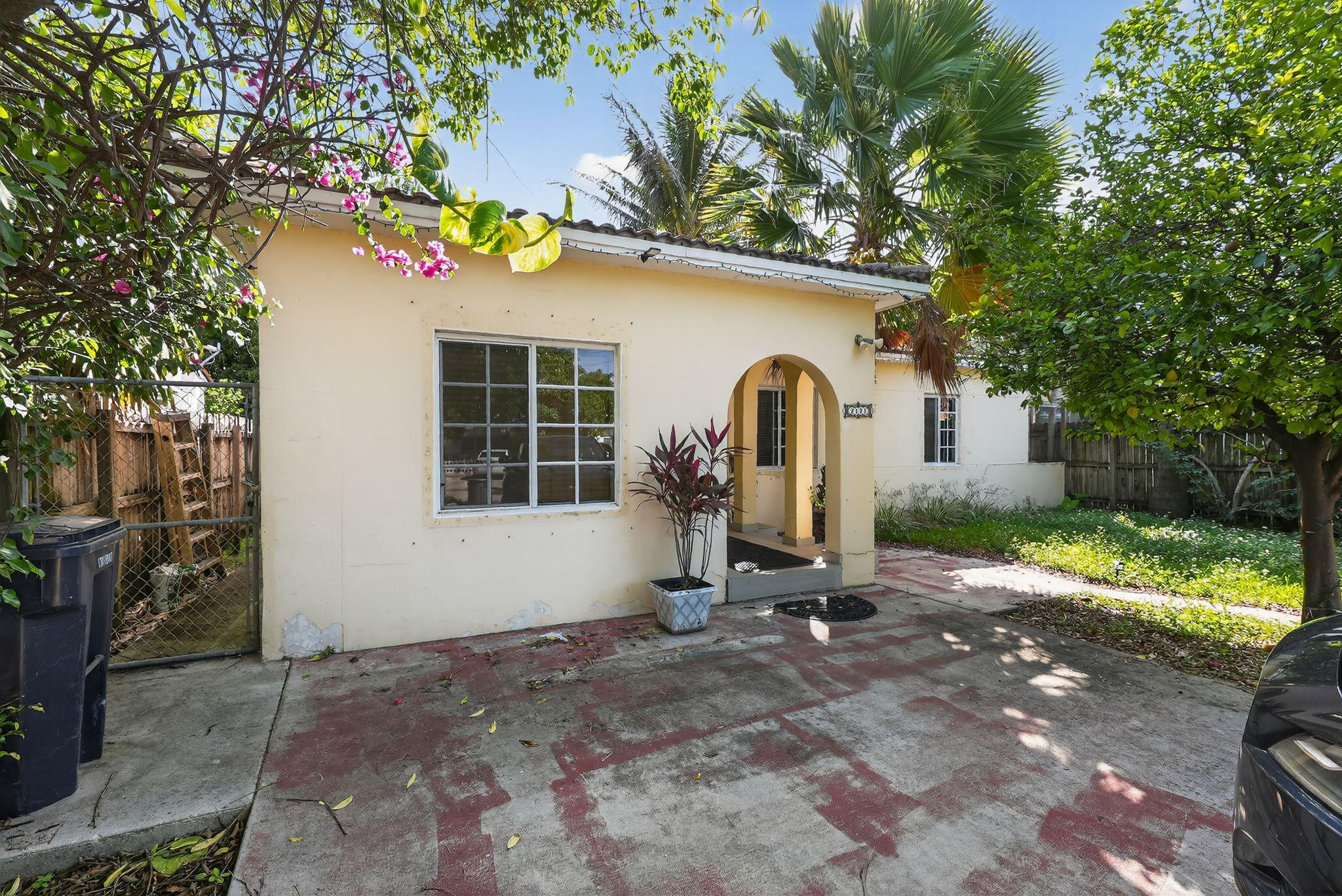 2131 Biarritz Drive Property Photo 29
