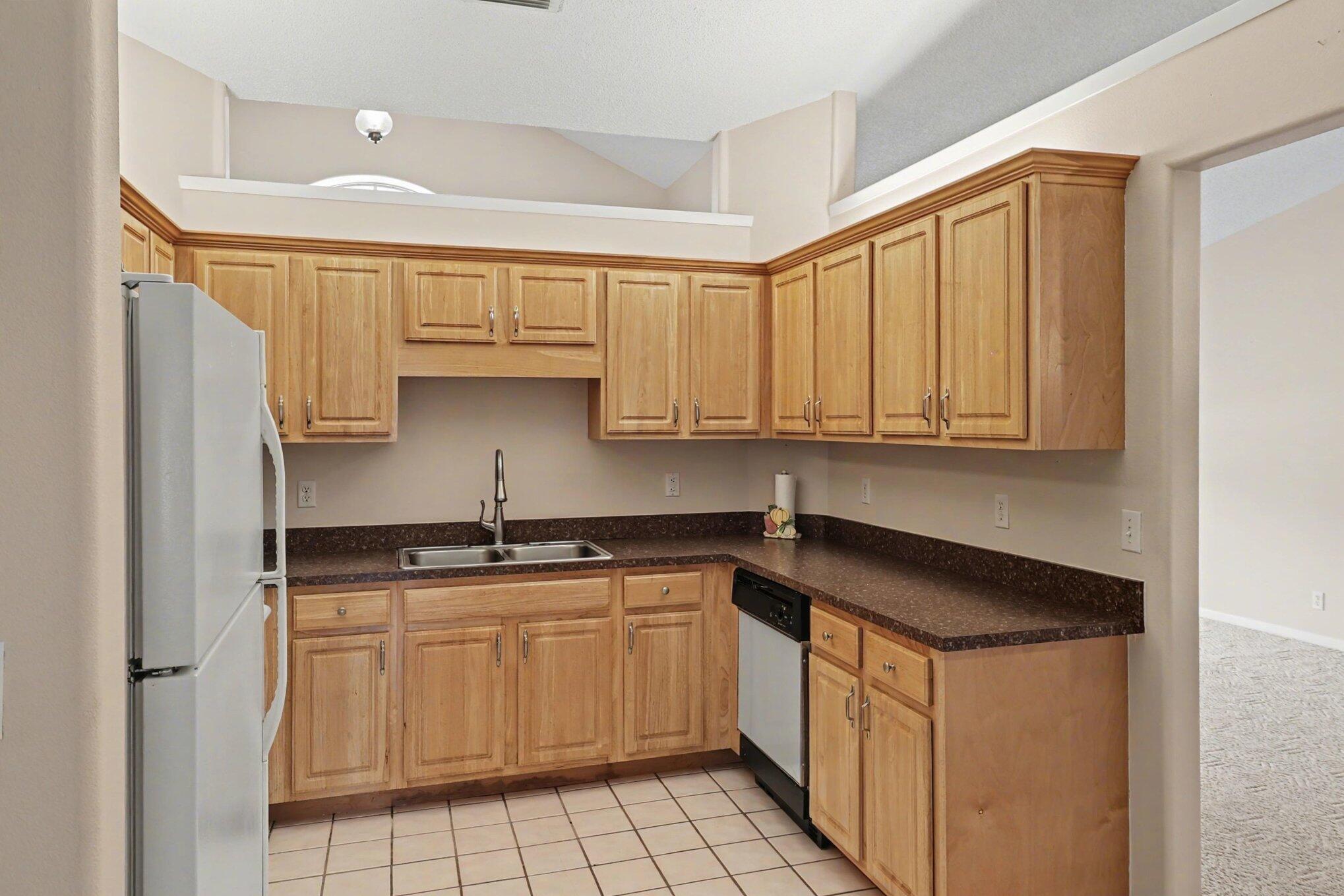 875 Gabriel Avenue Ne Property Photo 7