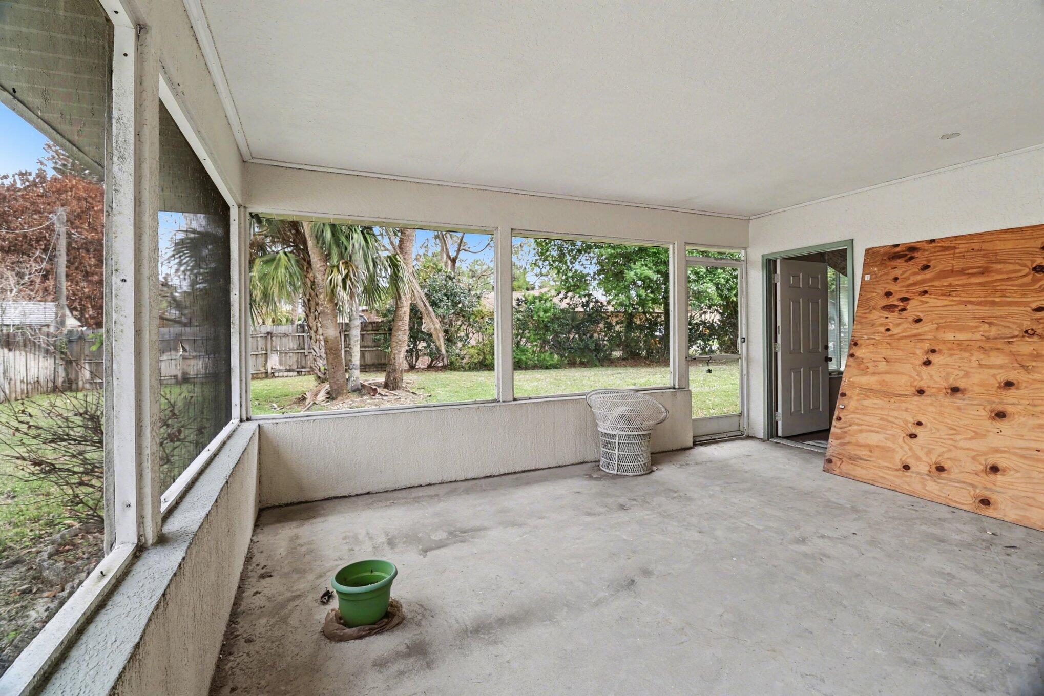 875 Gabriel Avenue Ne Property Photo 21