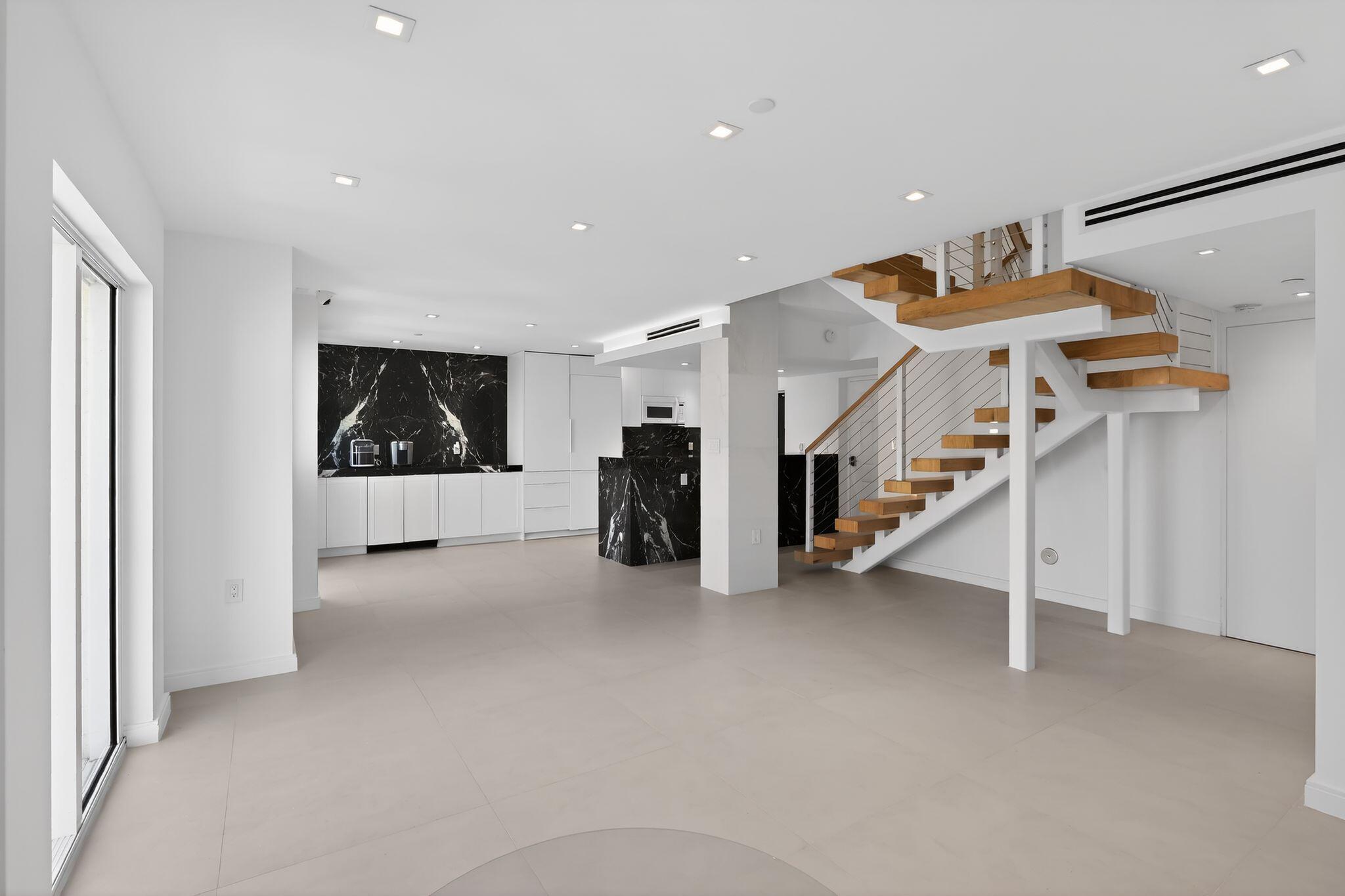120 Jefferson Avenue Property Photo 10