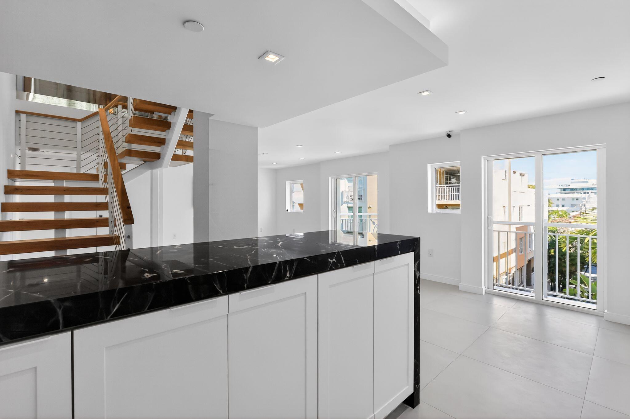 120 Jefferson Avenue Property Photo 12