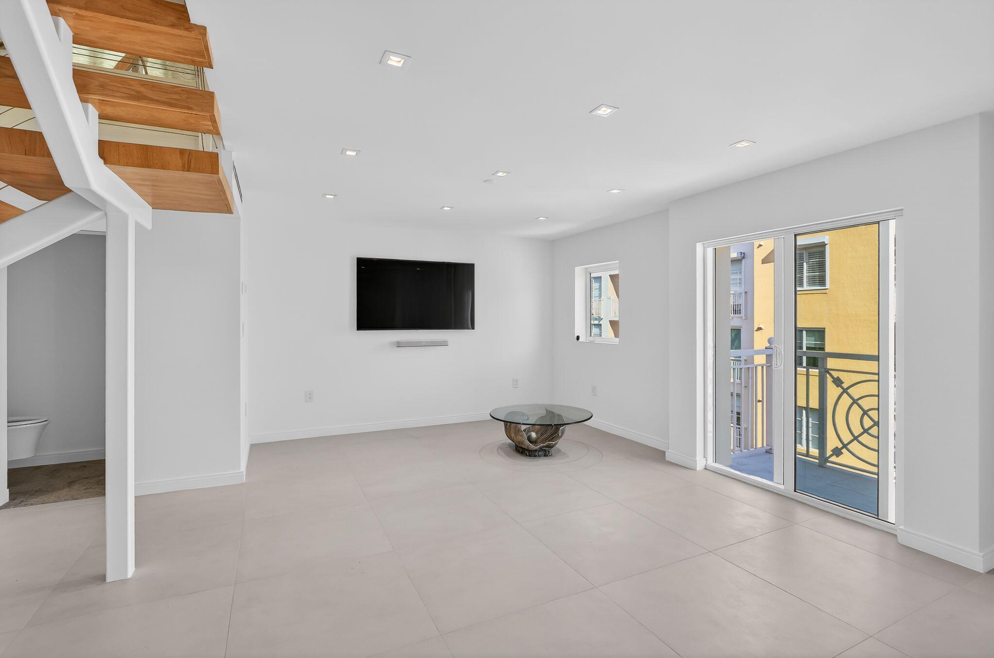 120 Jefferson Avenue Property Photo 14