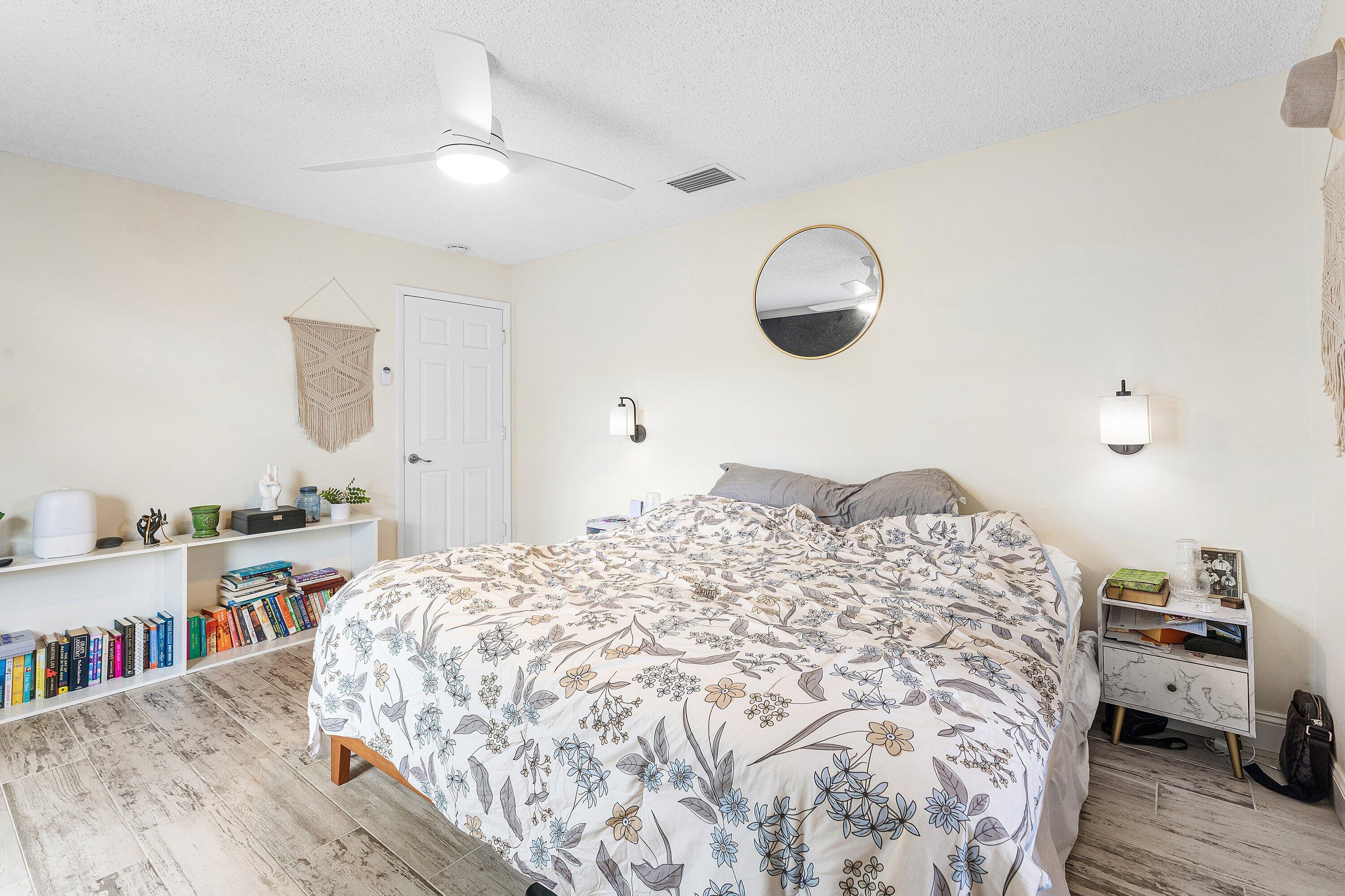 2114 Se Midtown Road Property Photo 16
