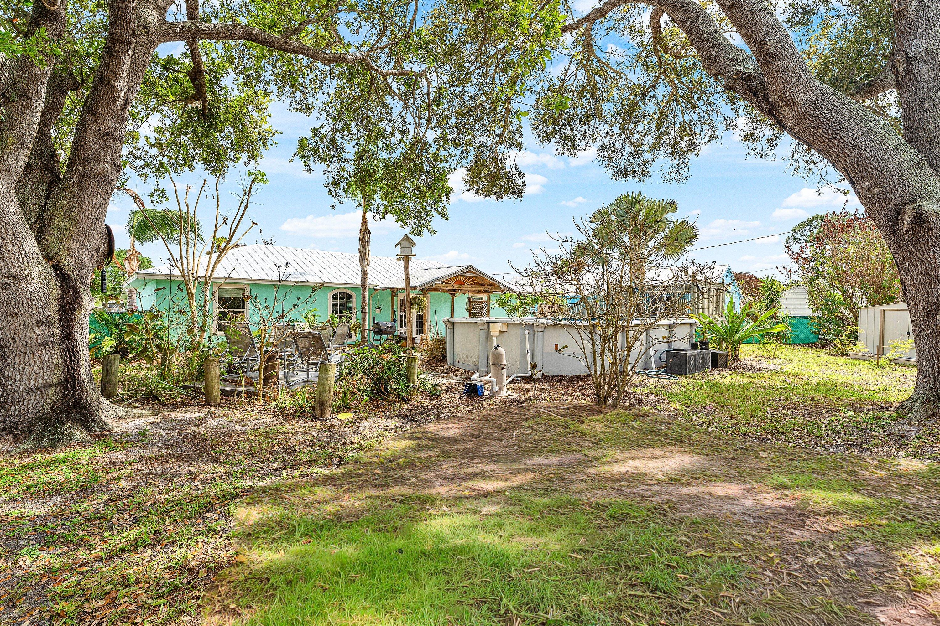 2114 Se Midtown Road Property Photo 25