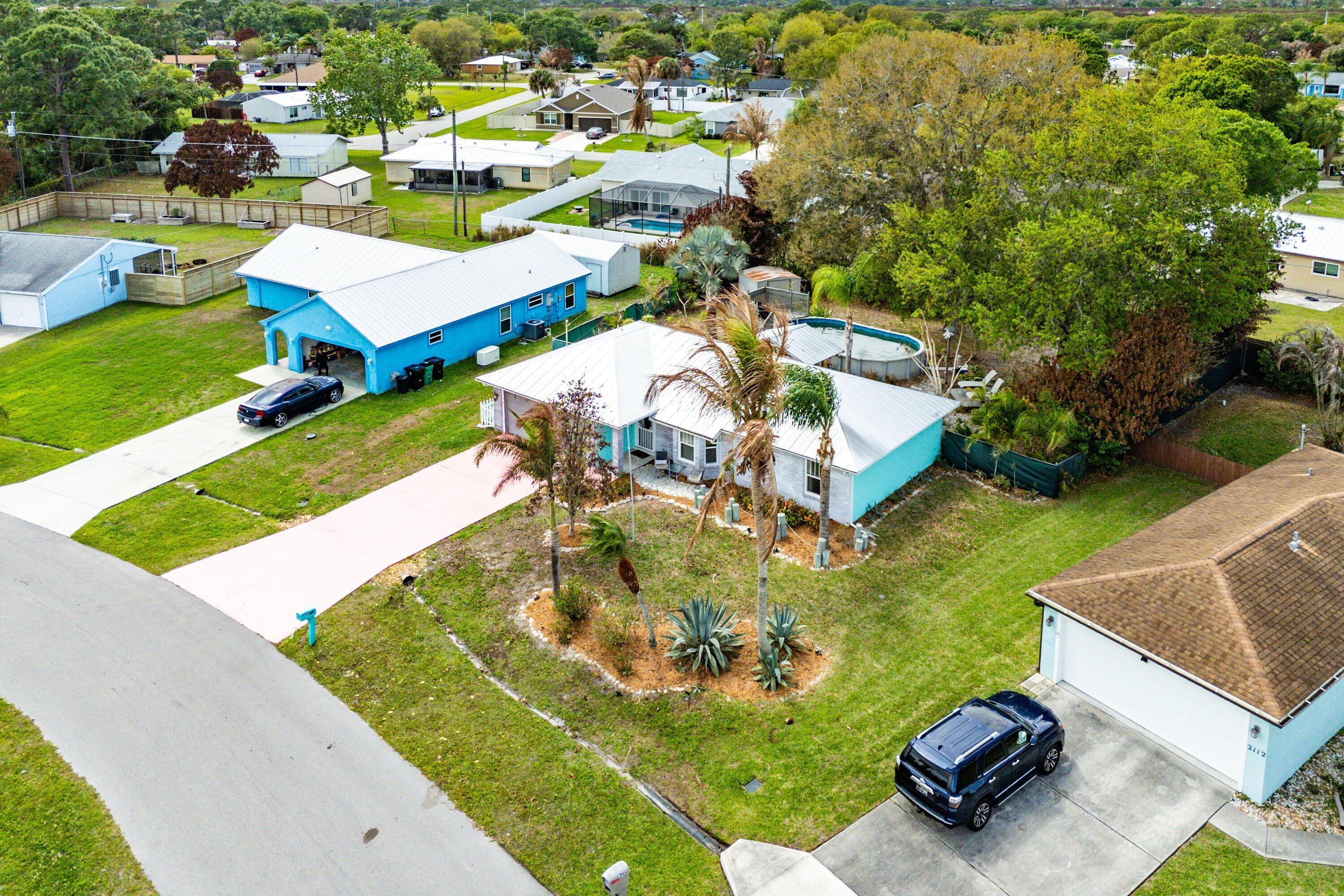 2114 Se Midtown Road Property Photo 28