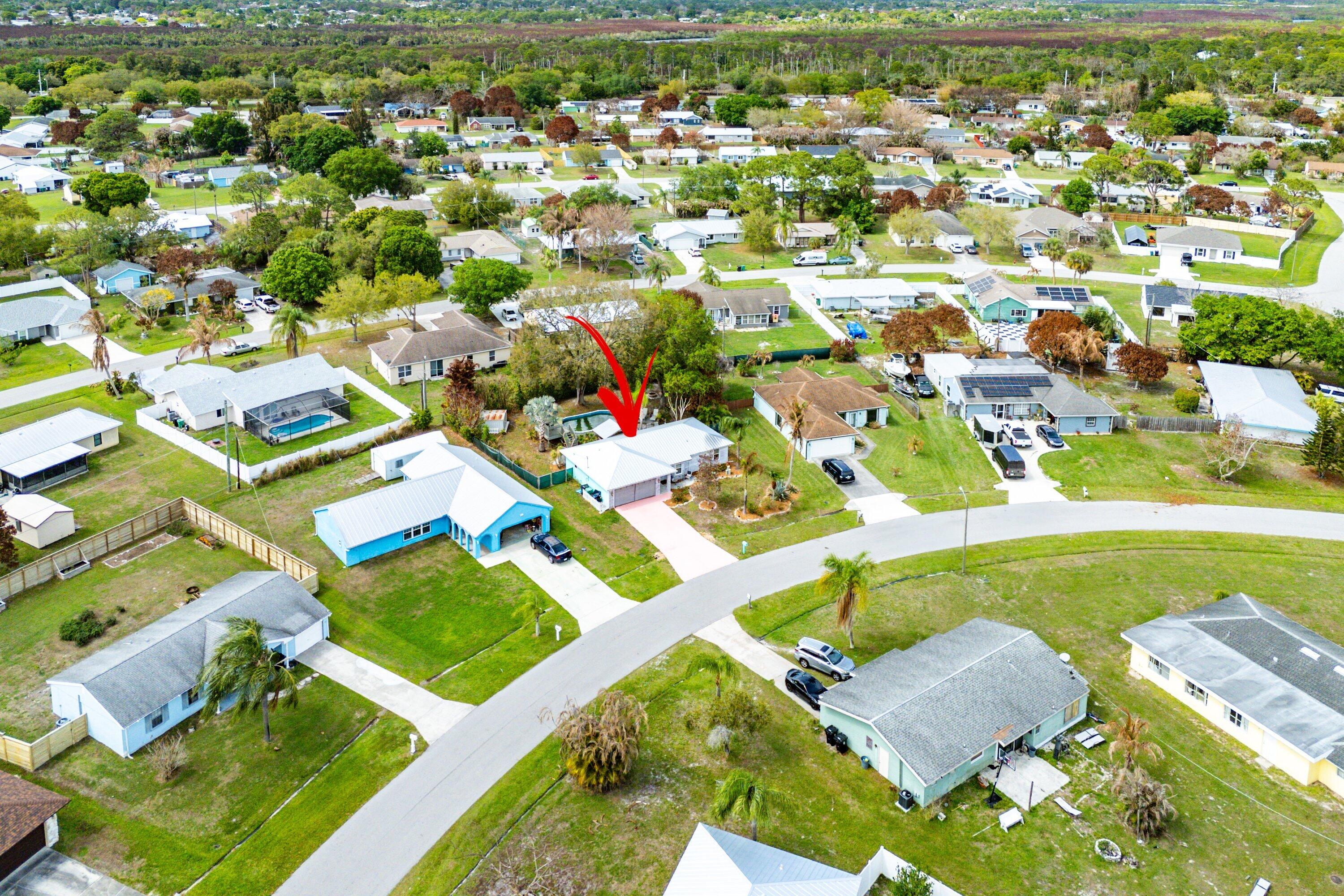 2114 Se Midtown Road Property Photo 33