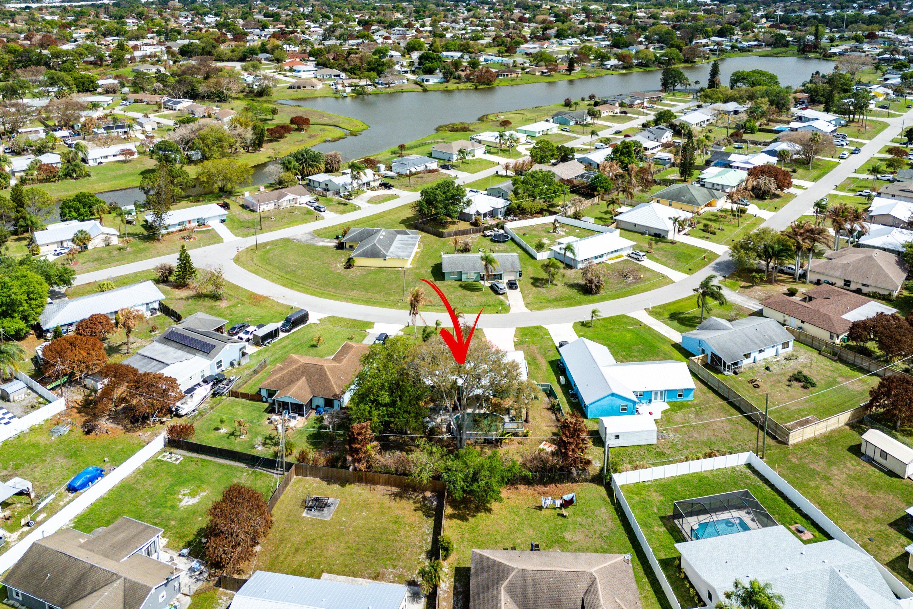 2114 Se Midtown Road Property Photo 40