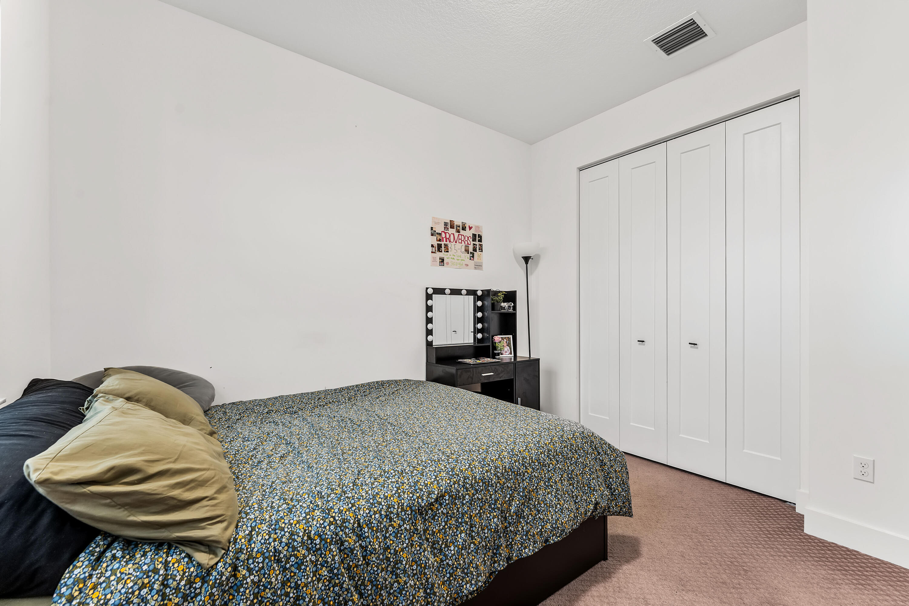 16235 Sandy Shore Drive Property Photo 21