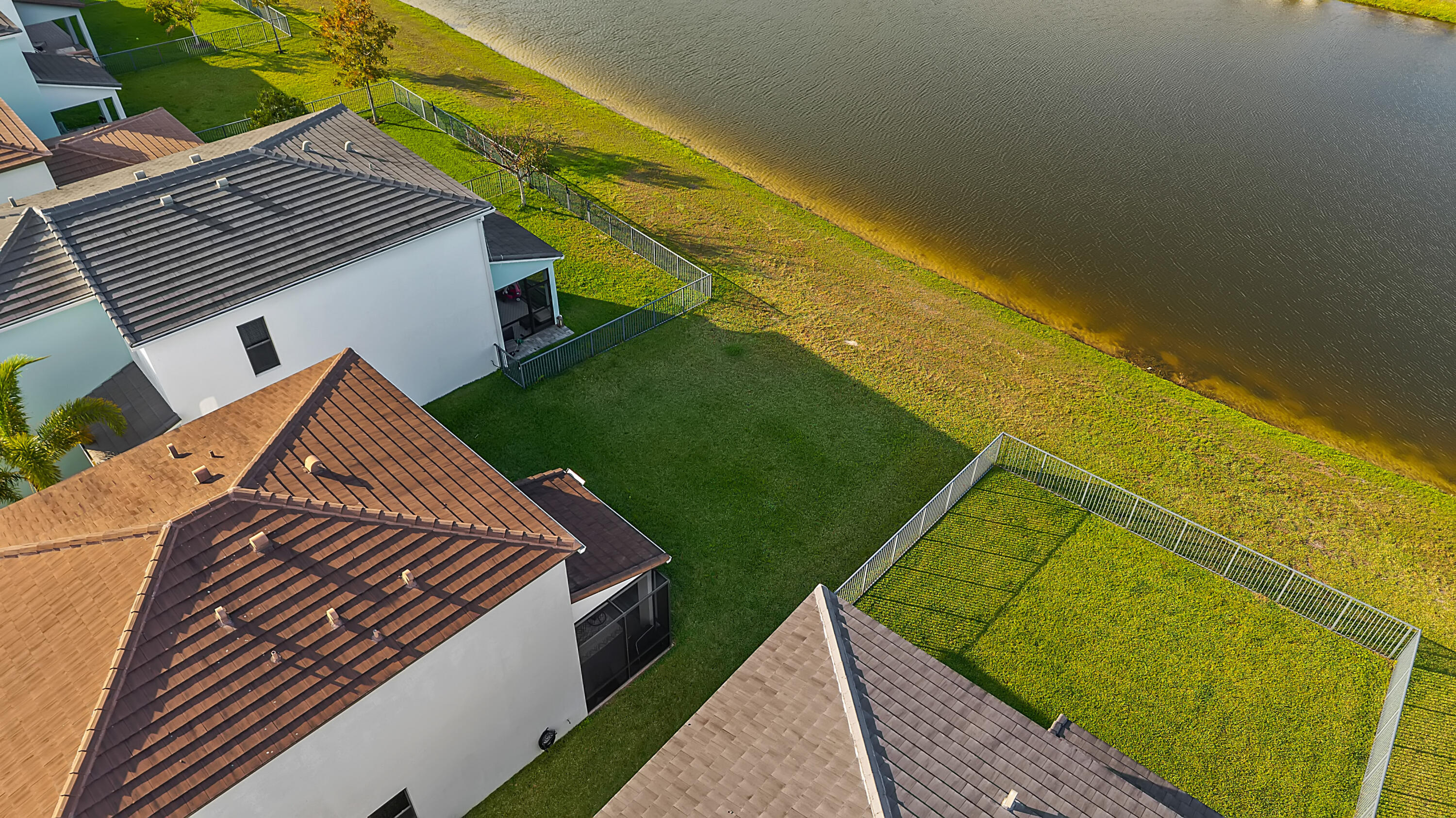16235 Sandy Shore Drive Property Photo 32