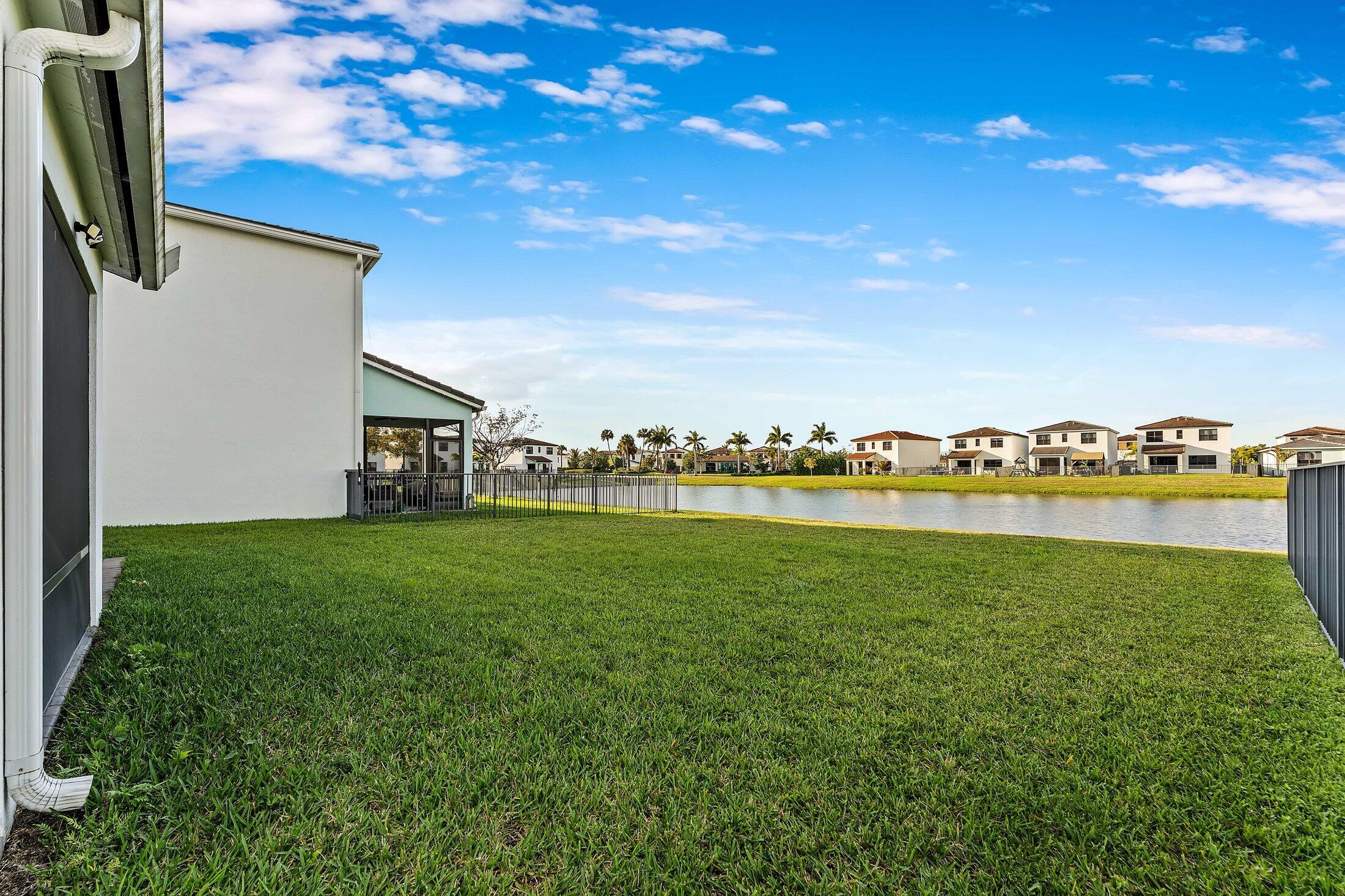 16235 Sandy Shore Drive Property Photo 40