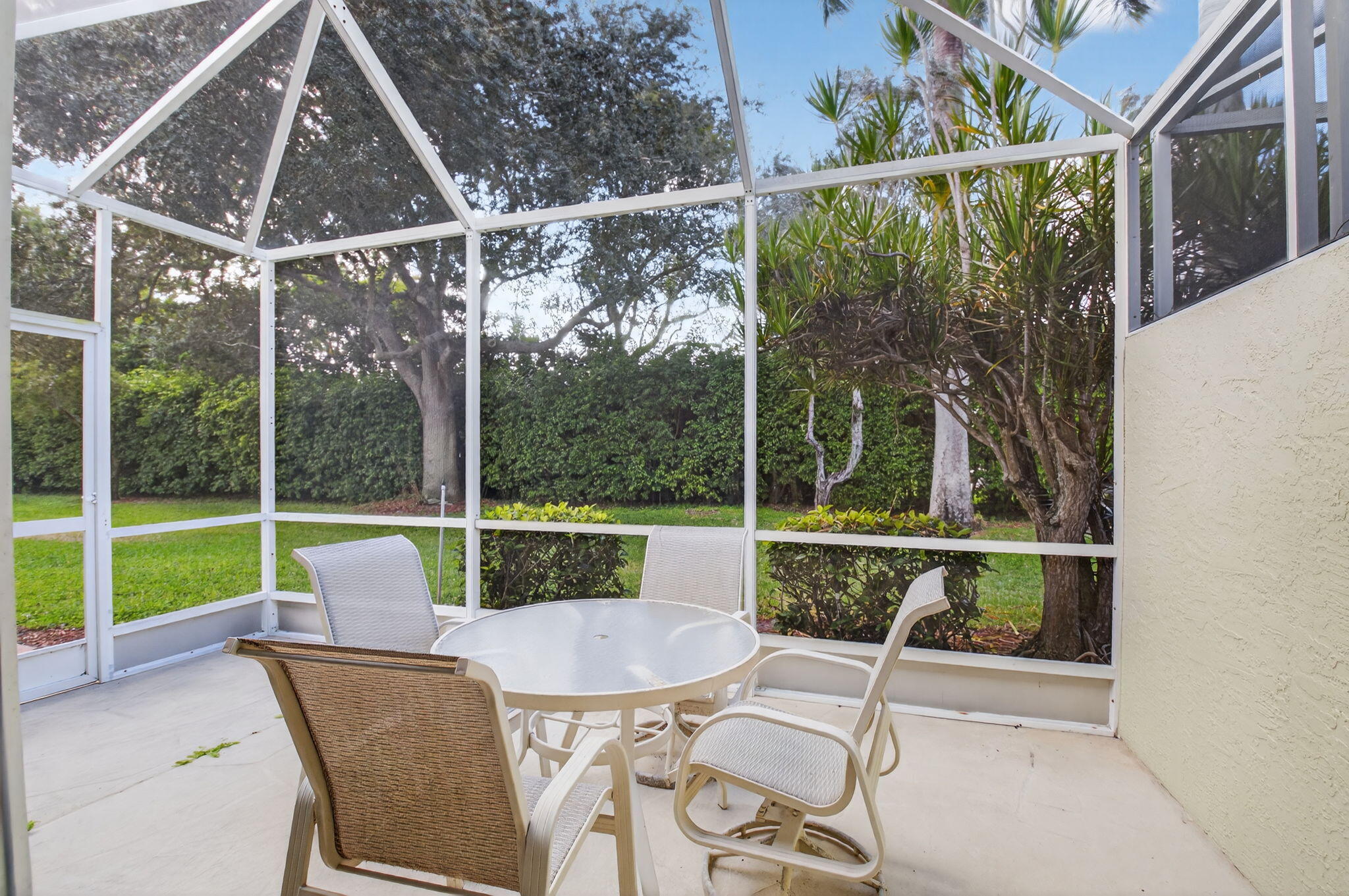 10612 Royal Caribbean Circle Property Photo 31